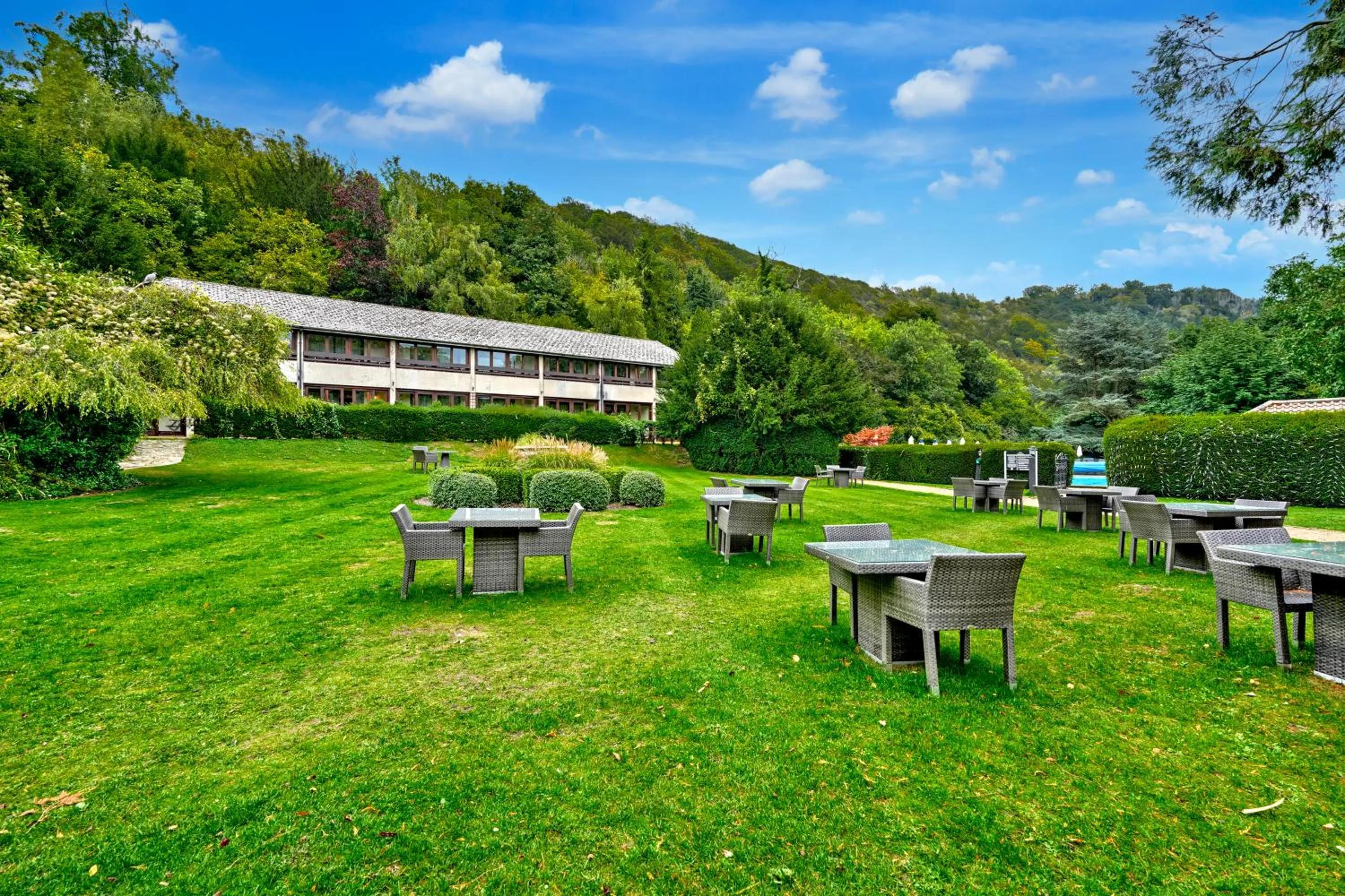 Garden in Sunday Box Hill Burford Bridge Hotel