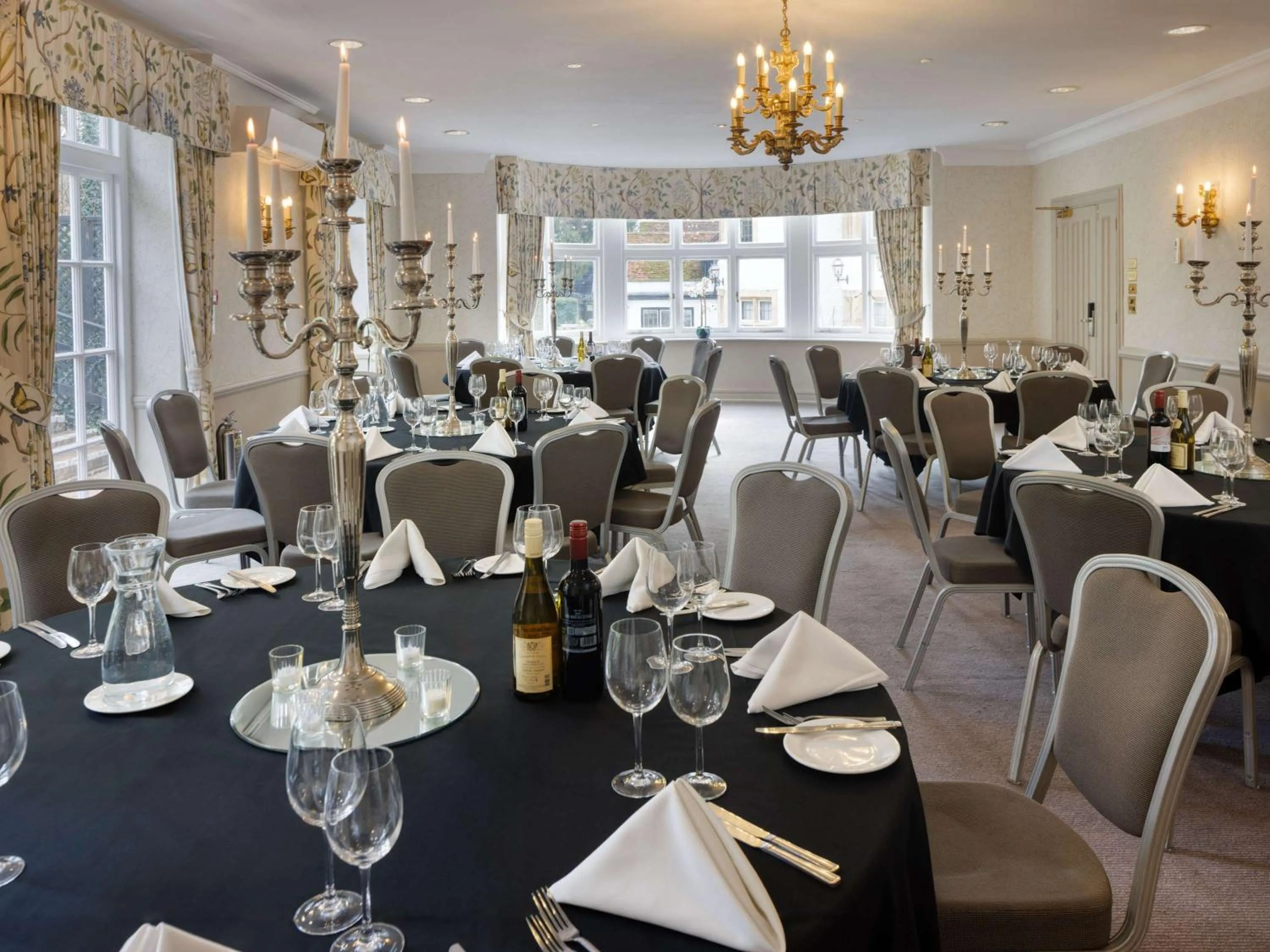 Meeting/conference room in Sunday Box Hill Burford Bridge Hotel