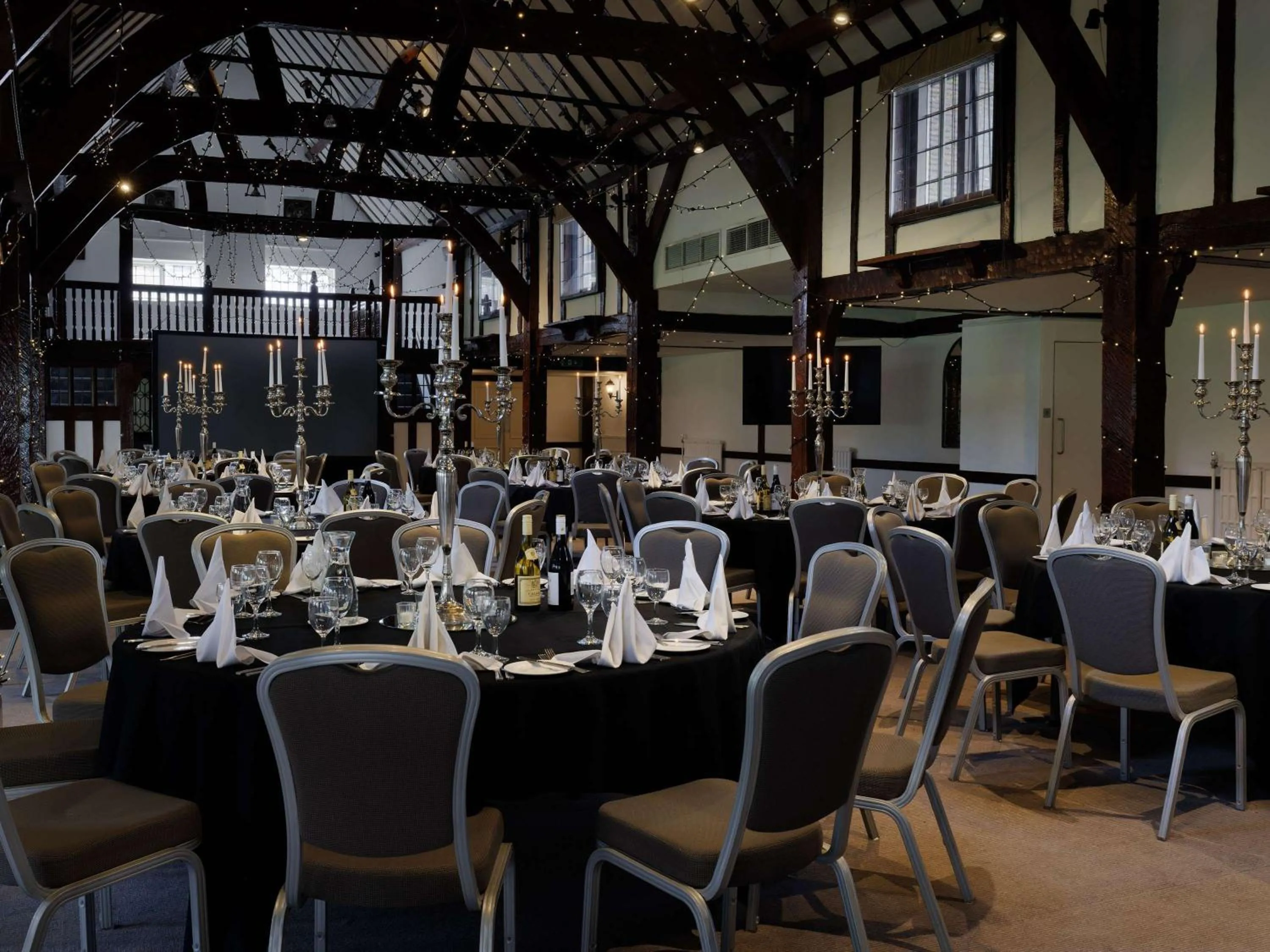 Meeting/conference room in Sunday Box Hill Burford Bridge Hotel