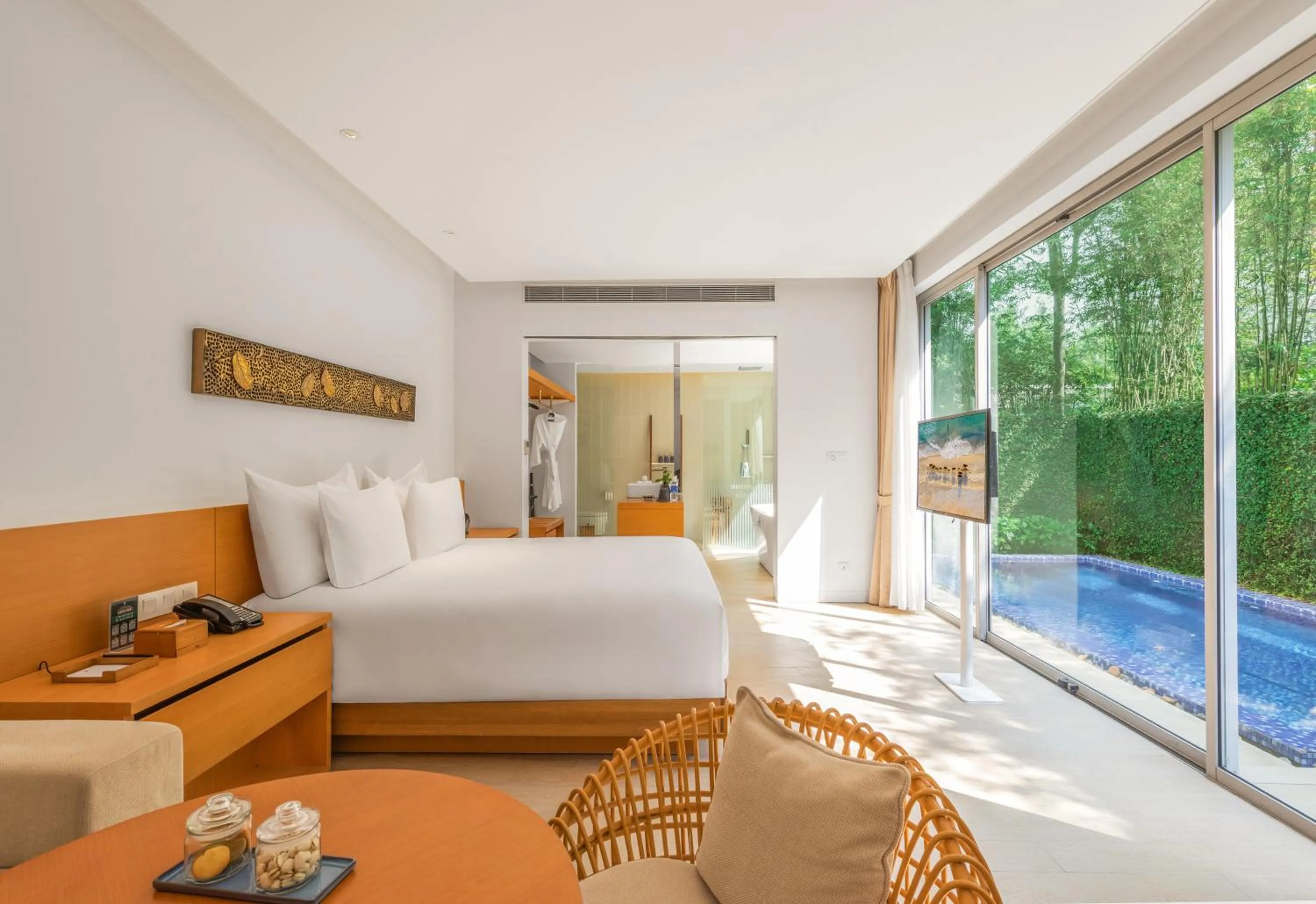 Bedroom, Bed in Naman Retreat