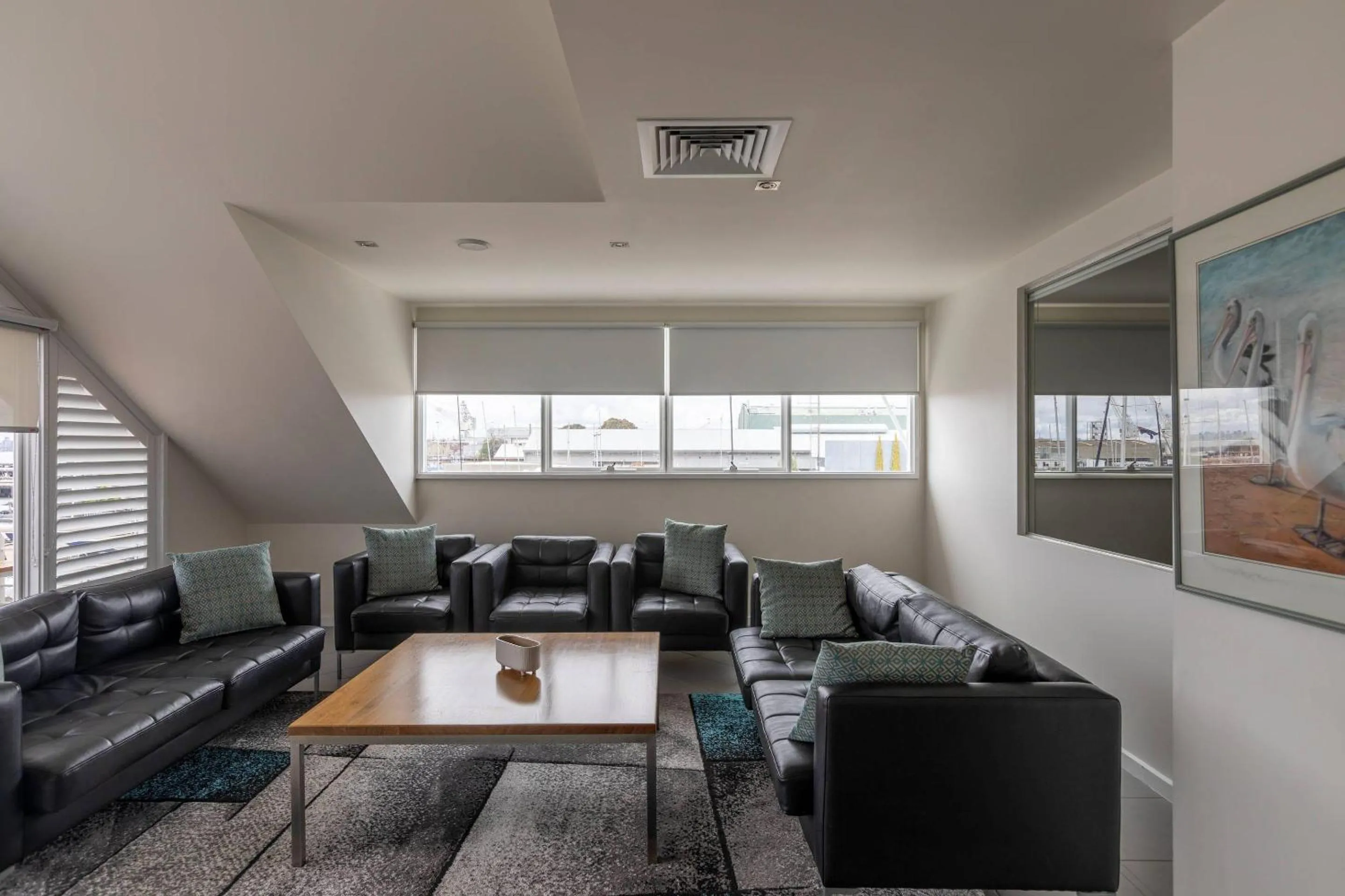 Bedroom in MainStay Suites Williamstown