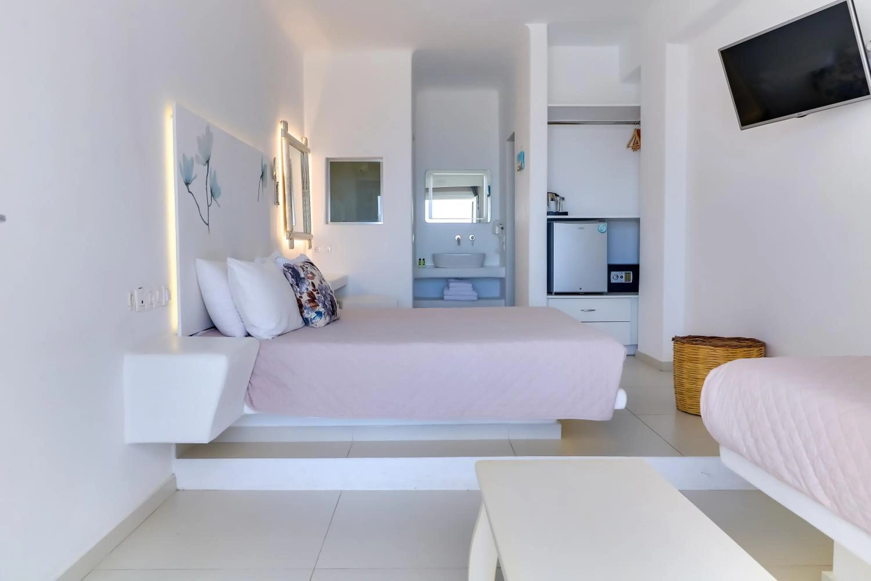 Bedroom, Bed in Manolia View Mykonos