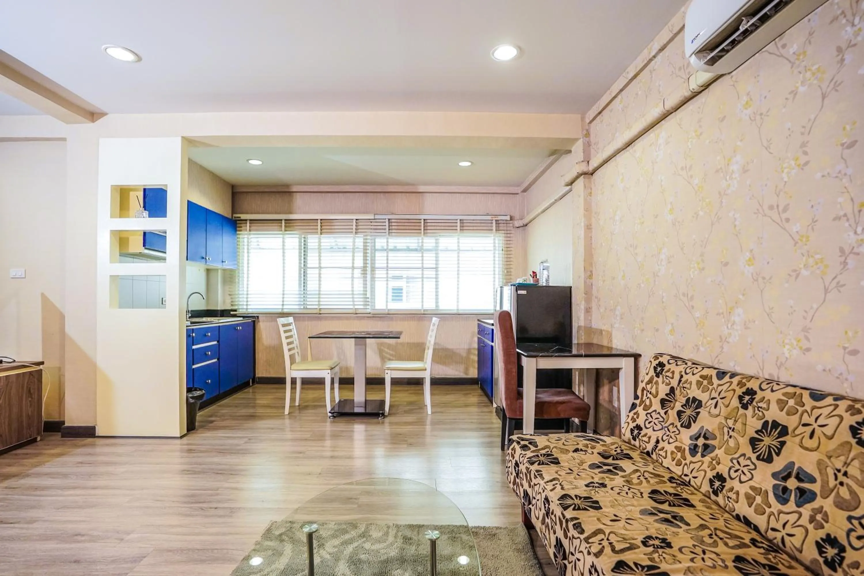 Seating area in Blue cafe Apartments