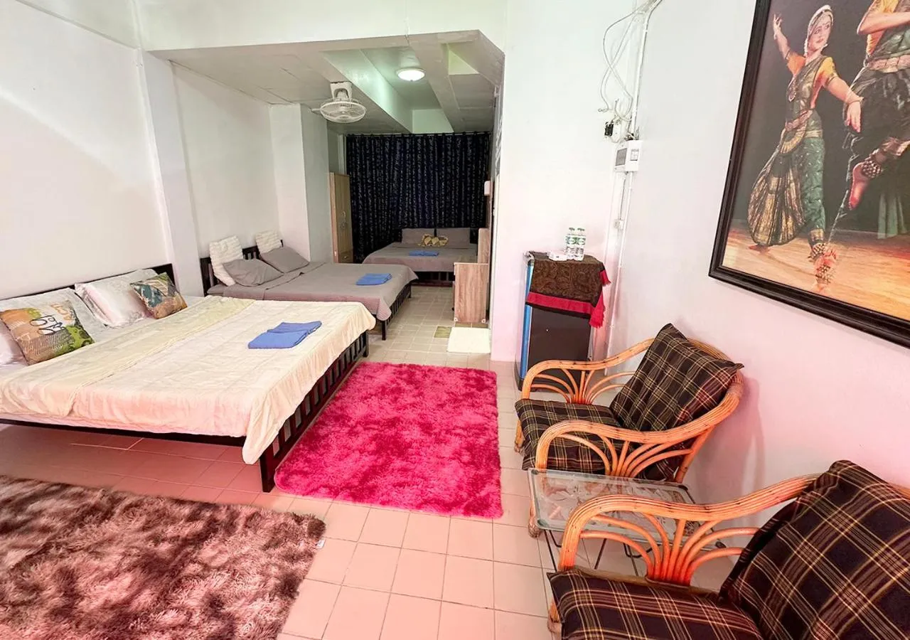 Bed in Sea View Jomtien Guest House