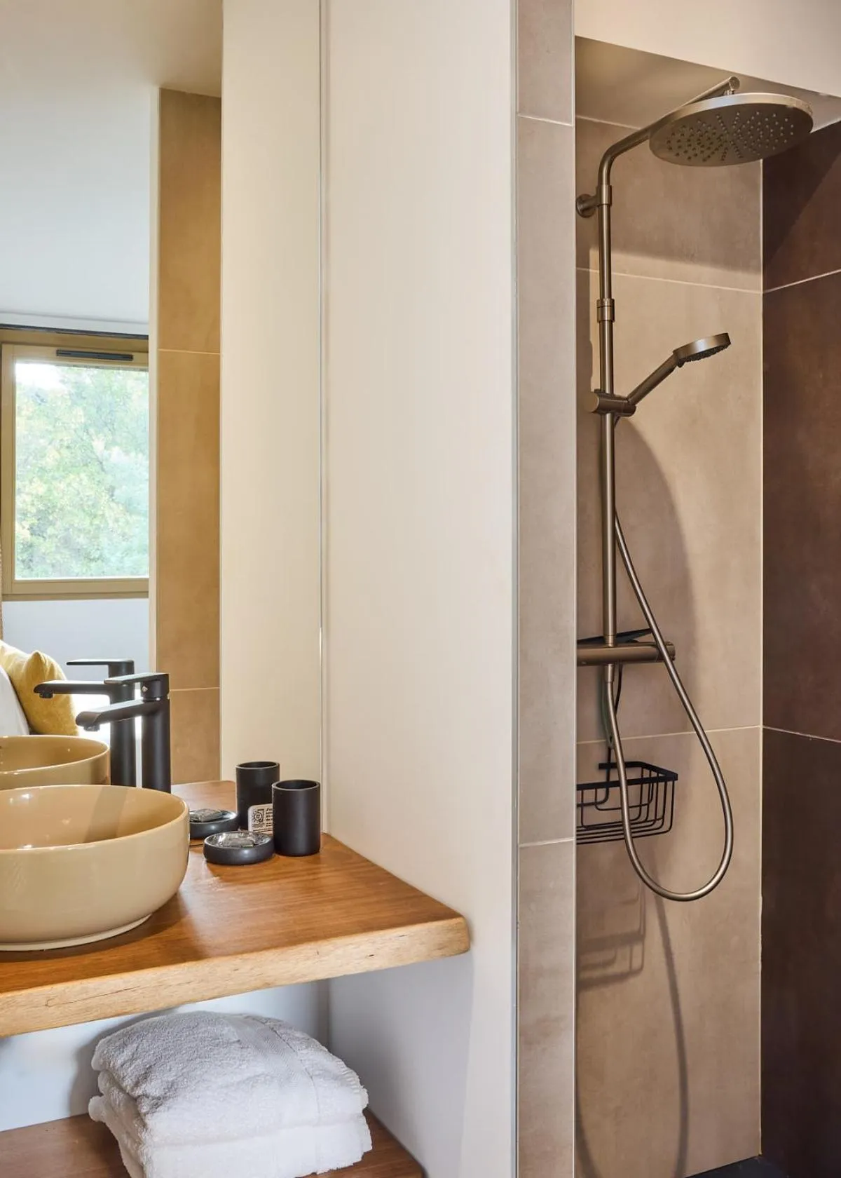 Bathroom in Kaze Océan, The Originals Relais