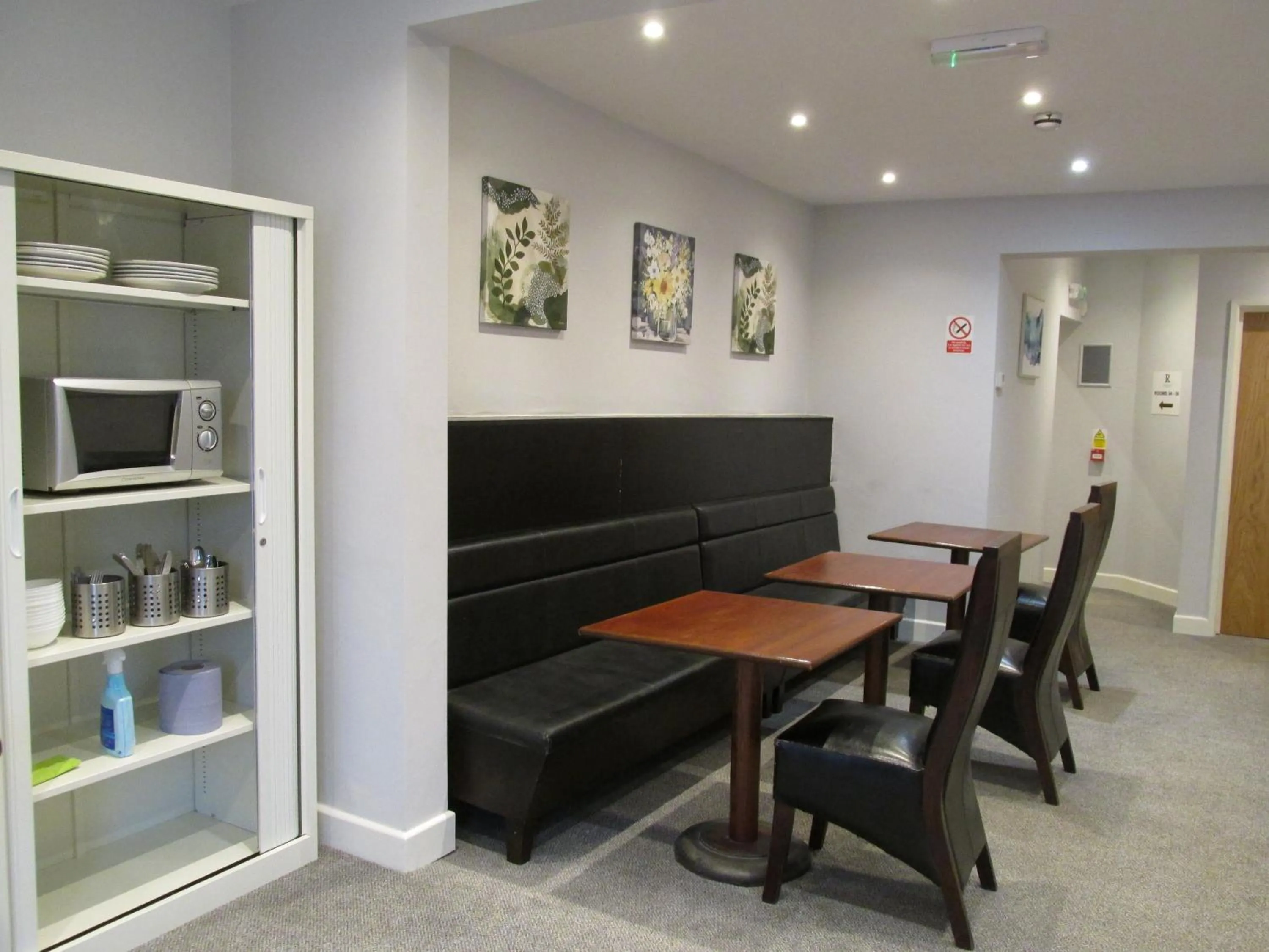 Lobby or reception in The R Inn Hotel