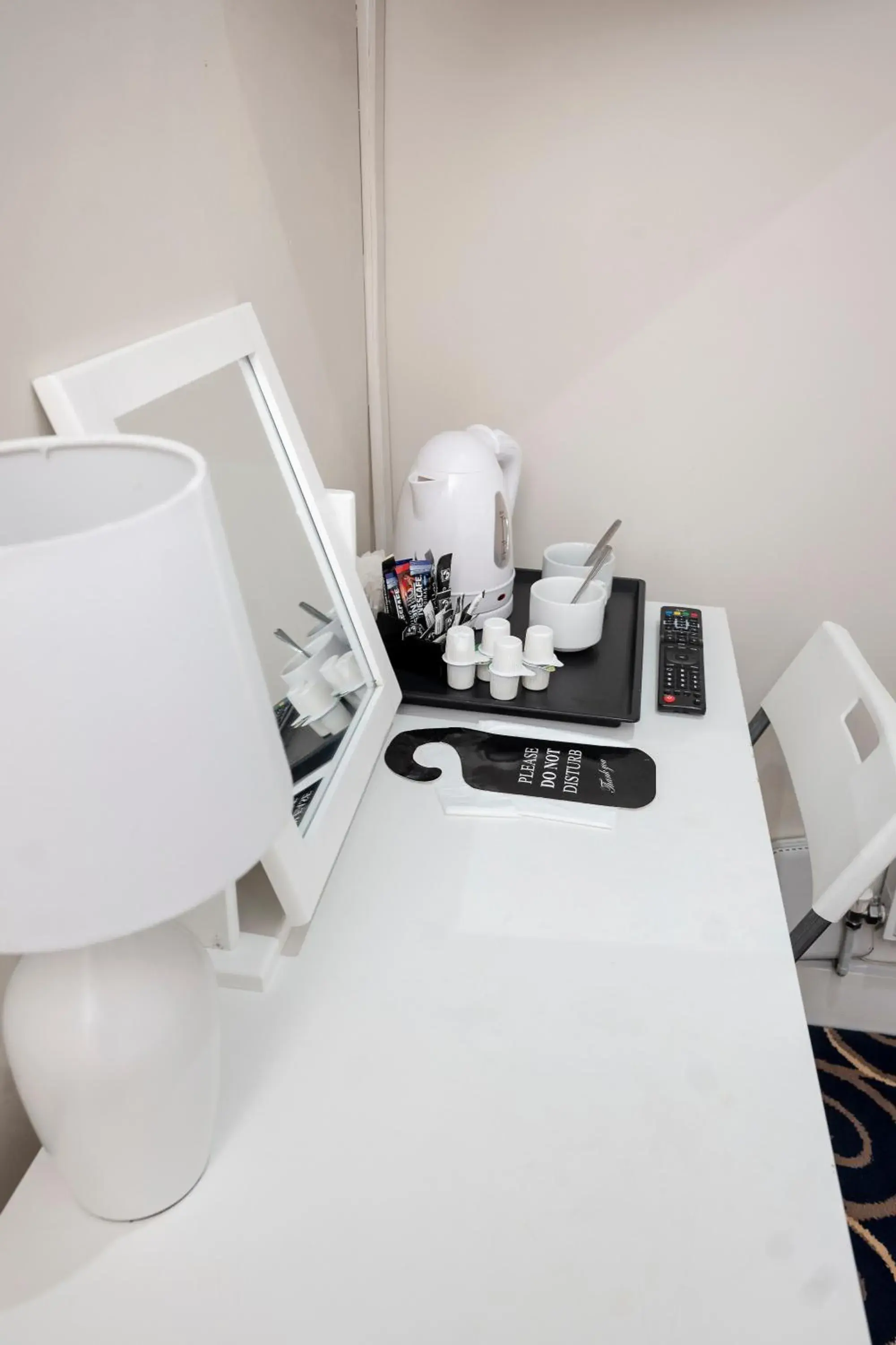 Superior King Room in The R Inn Hotel Superior King Room in The R Inn Hotel