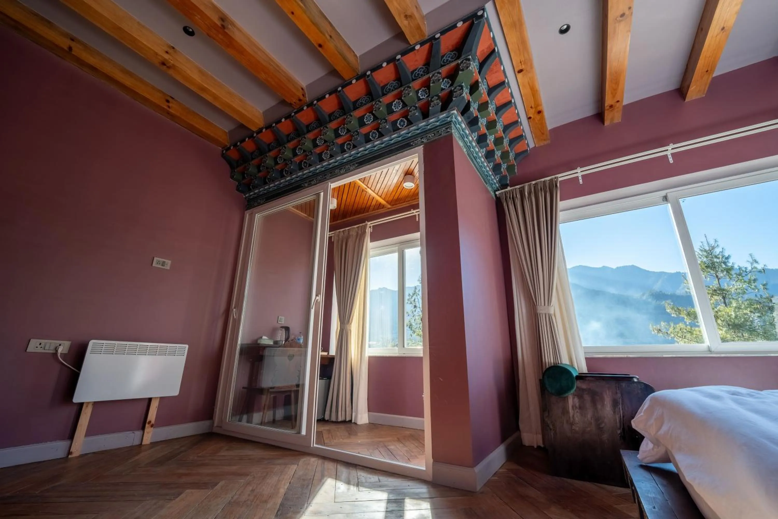 Balcony/Terrace, Bed in Taktsangri-La