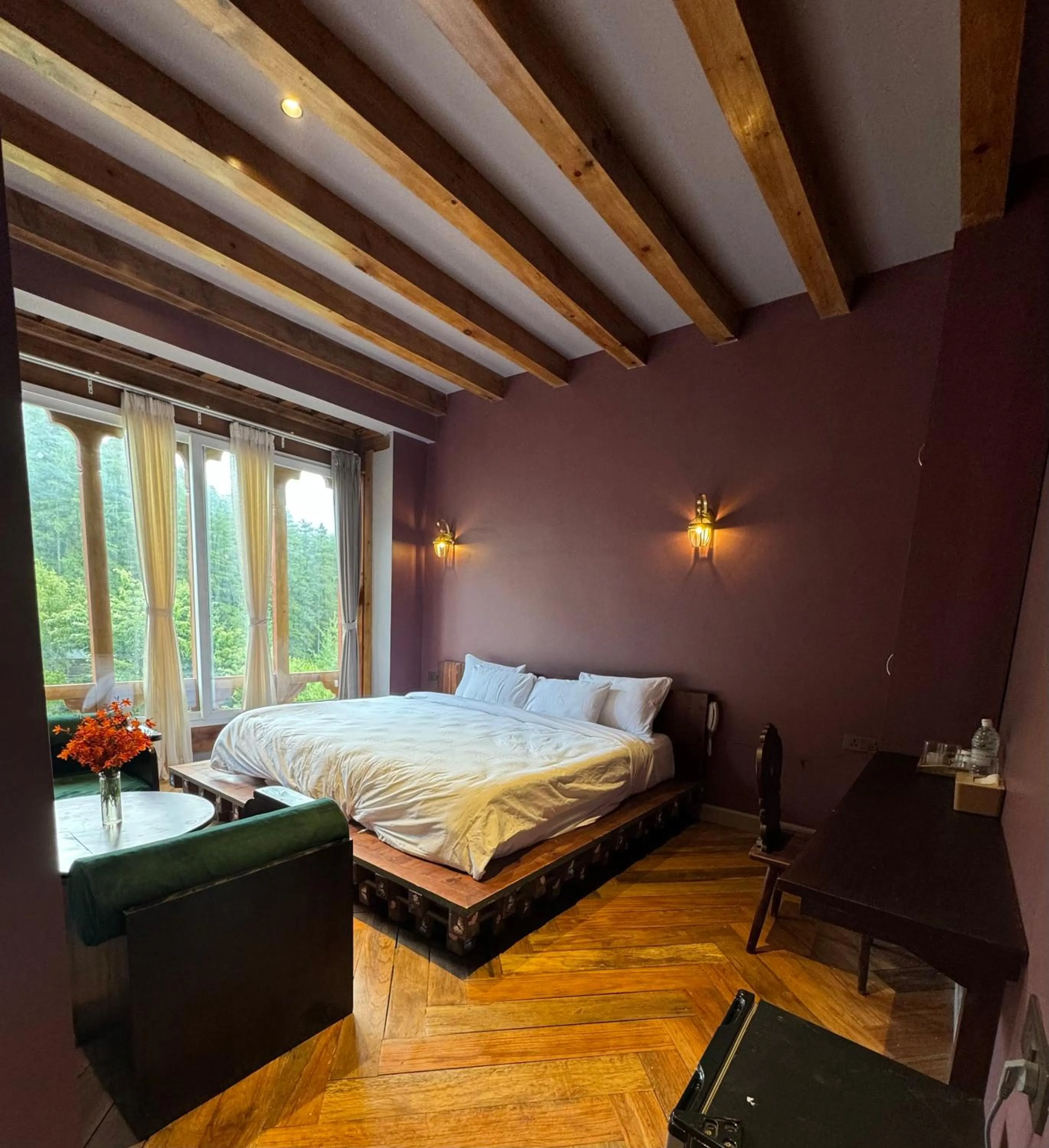 Property building, Bed in Taktsangri-La