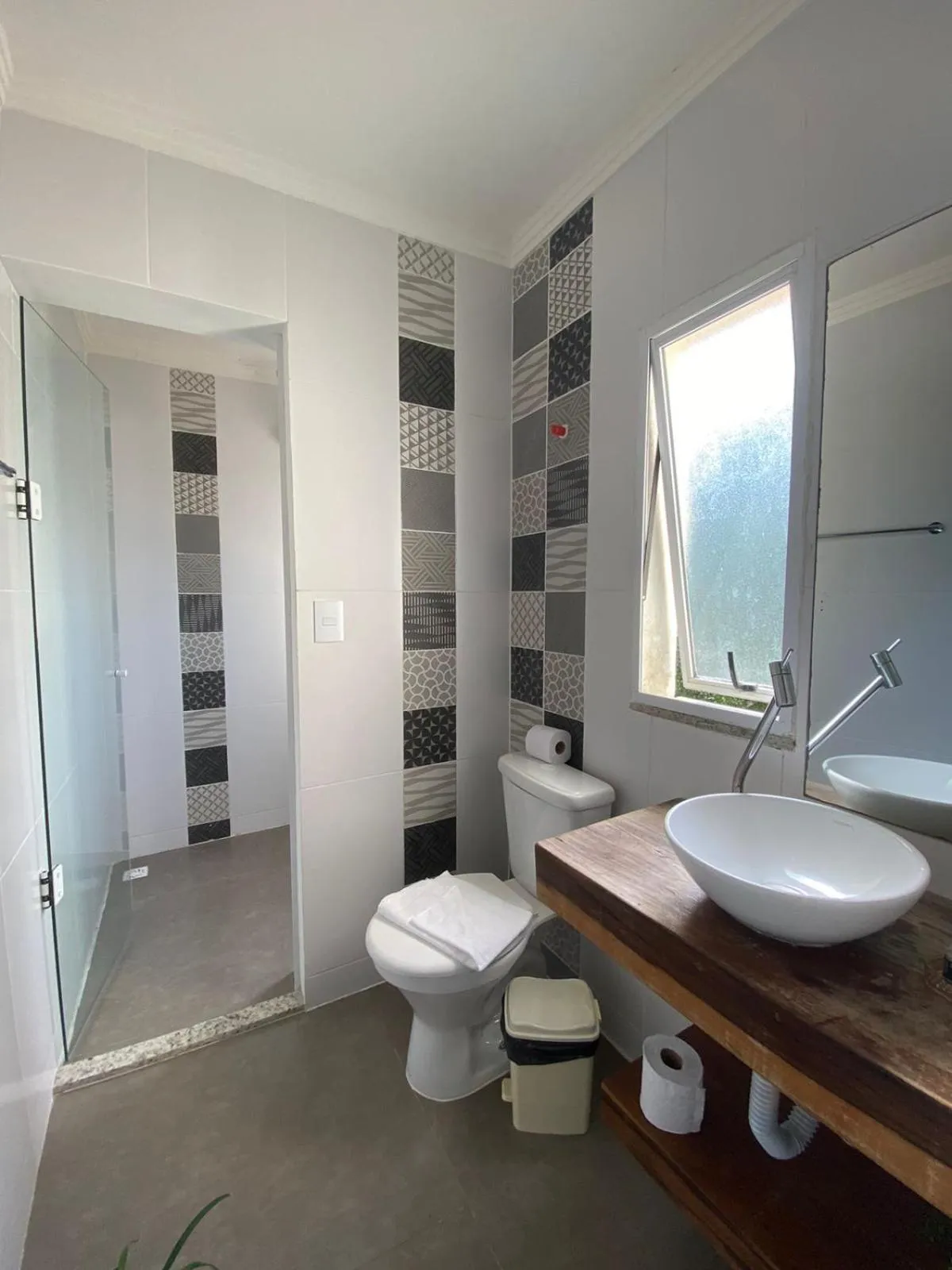 Toilet in Bombinhas Guest House