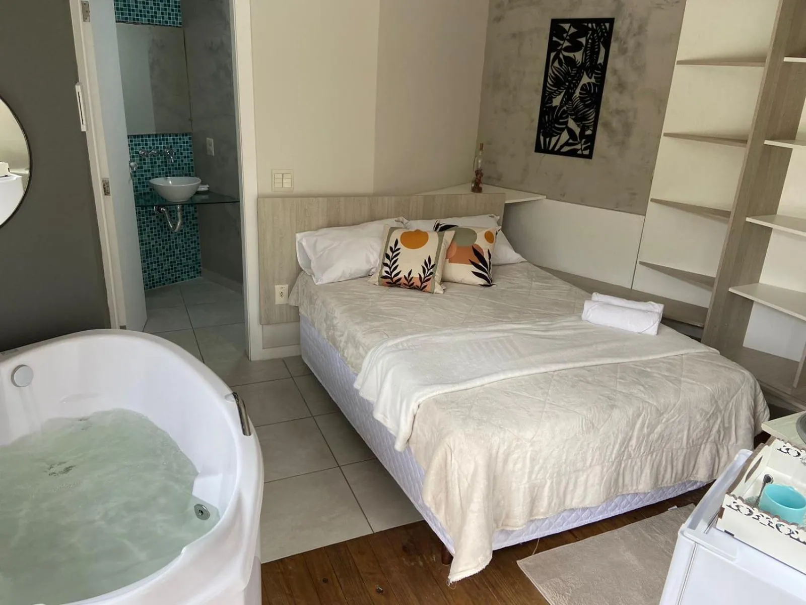 Bed in Bombinhas Guest House