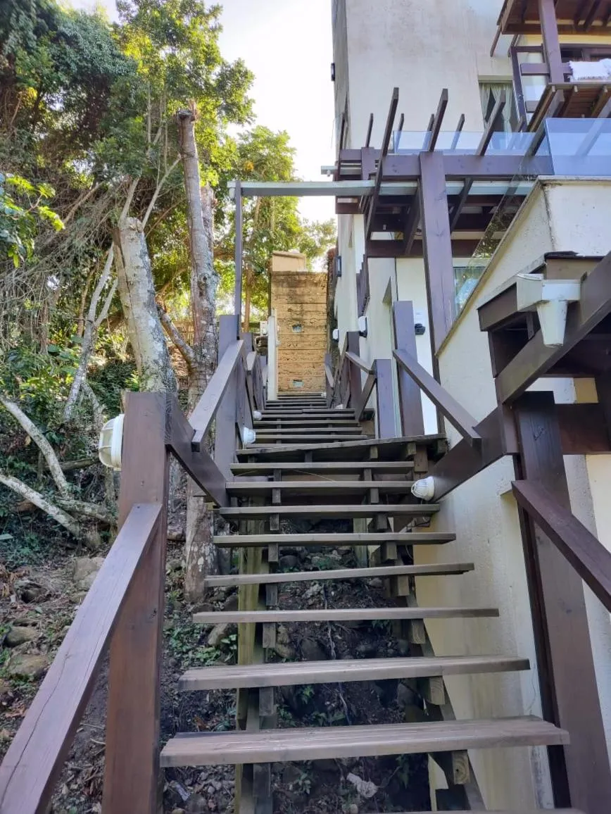 Bombinhas Guest House