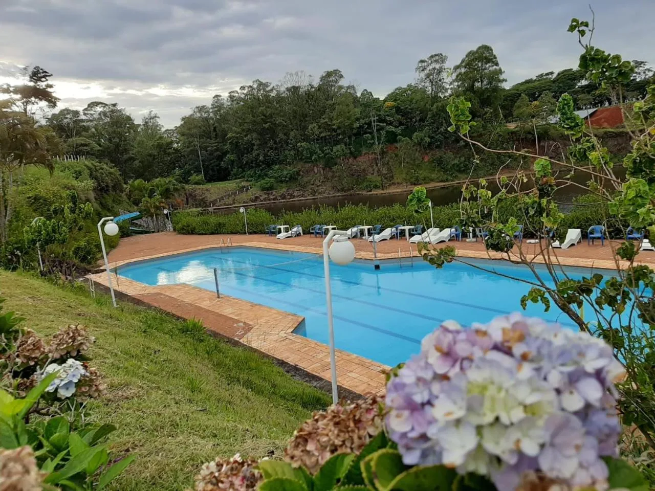 Swimming pool in Hotel Lago das Pedras