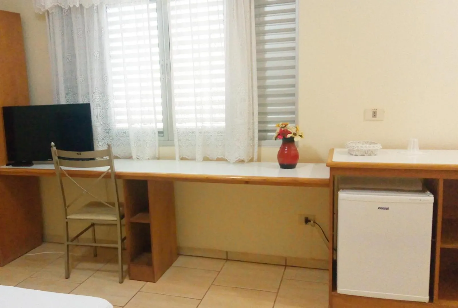 Communal lounge/ TV room in Hotel Lago das Pedras