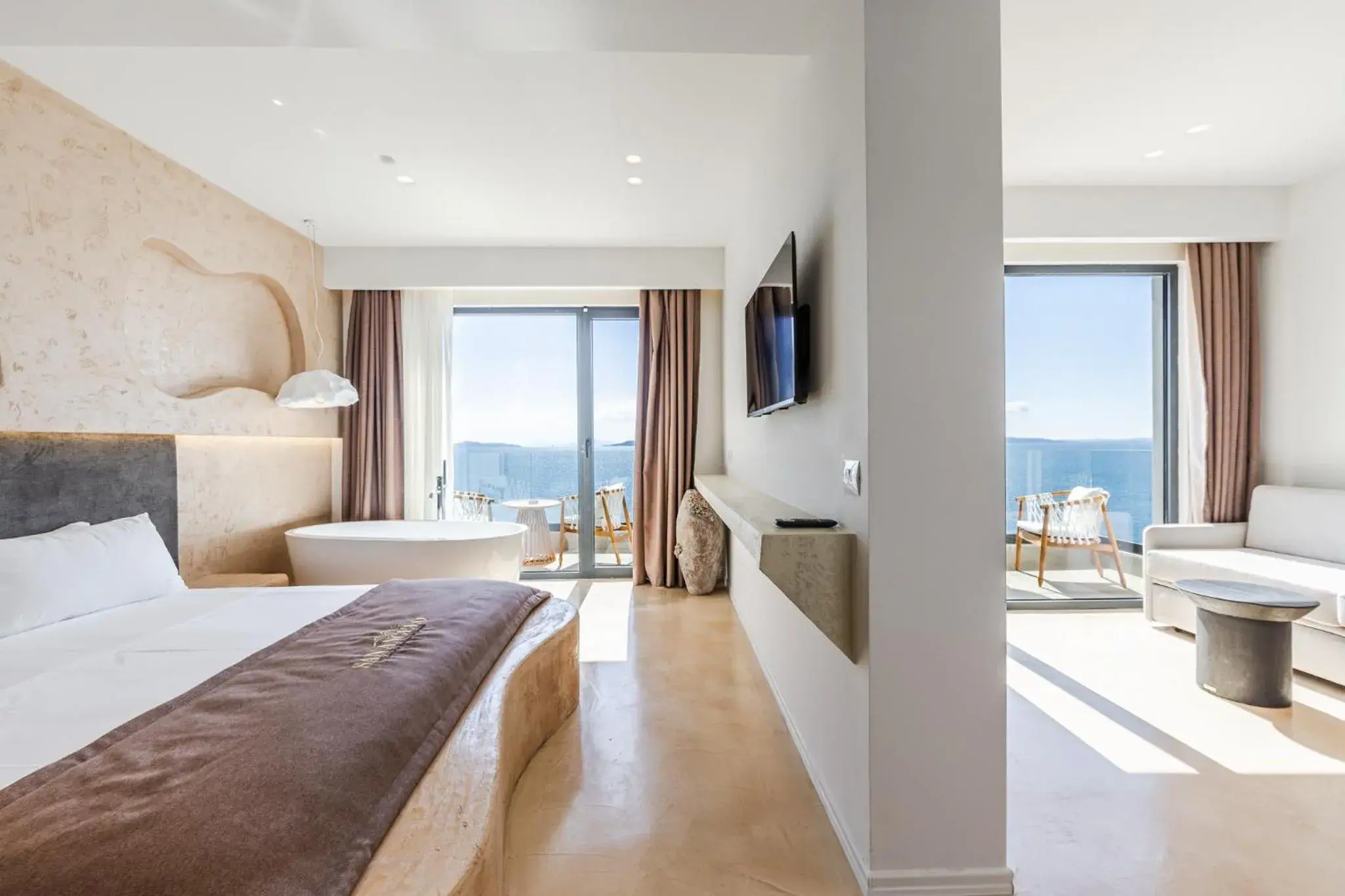 Panoramic Sea View Suite with Bath Tub in San Angelo Luxury Resort & Spa - Adults Only Panoramic Sea View Suite with Bath Tub in San Angelo Luxury Resort & Spa - Adults Only