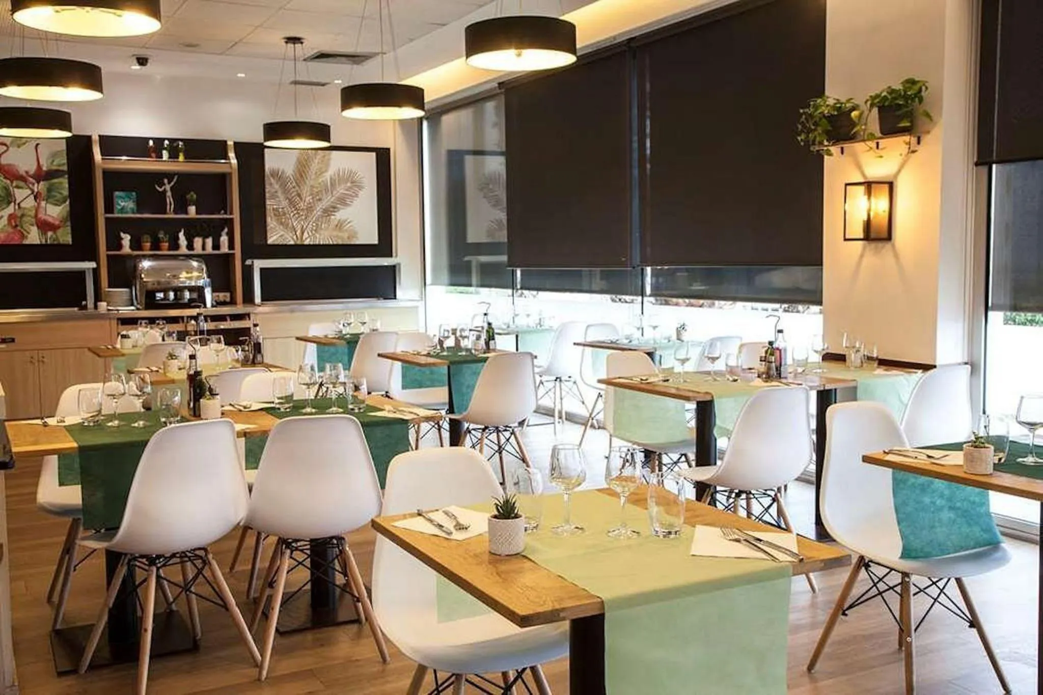 Lounge or bar in Travelodge BCN Cornella Fira