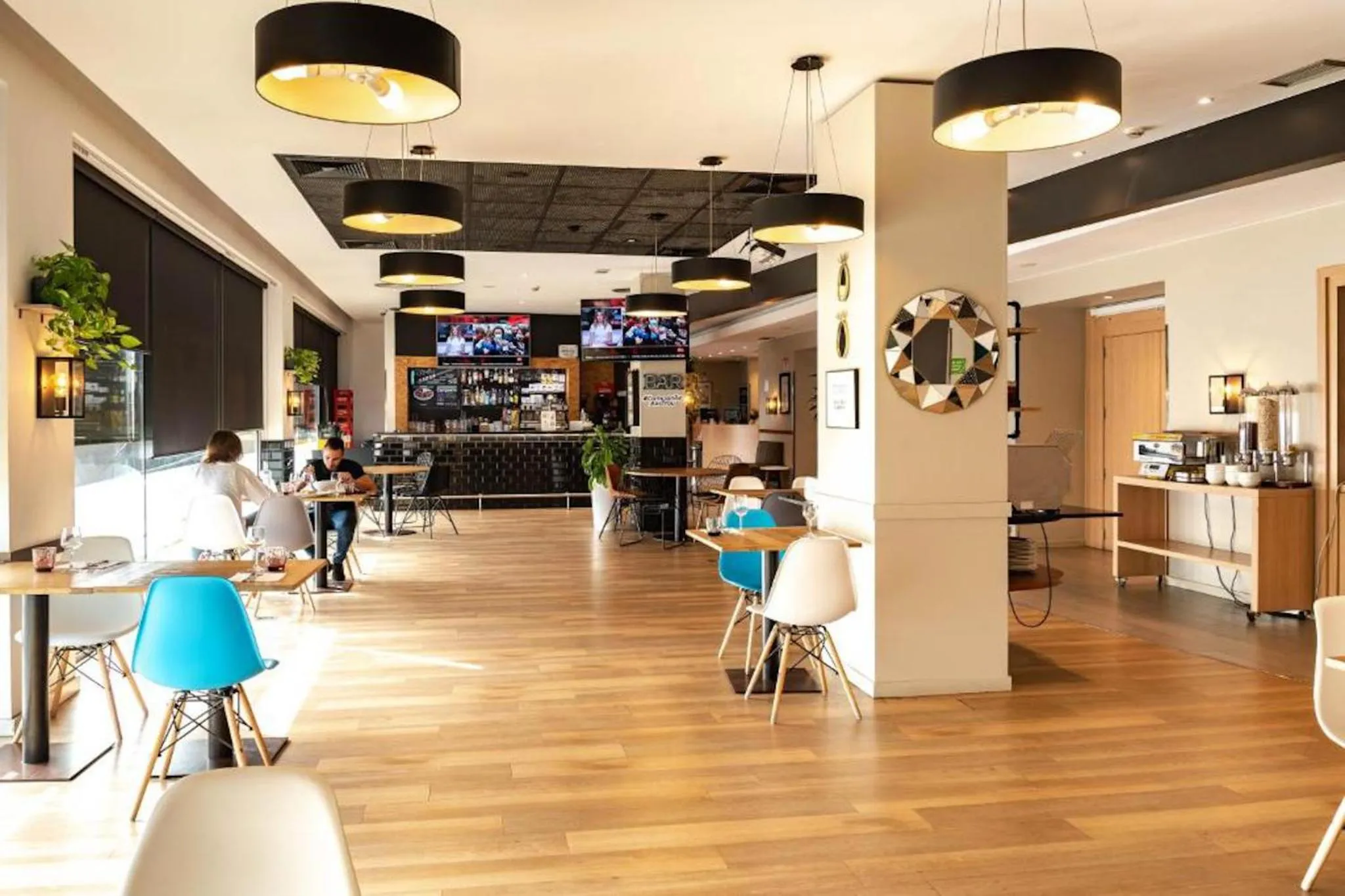 Lounge or bar in Travelodge BCN Cornella Fira