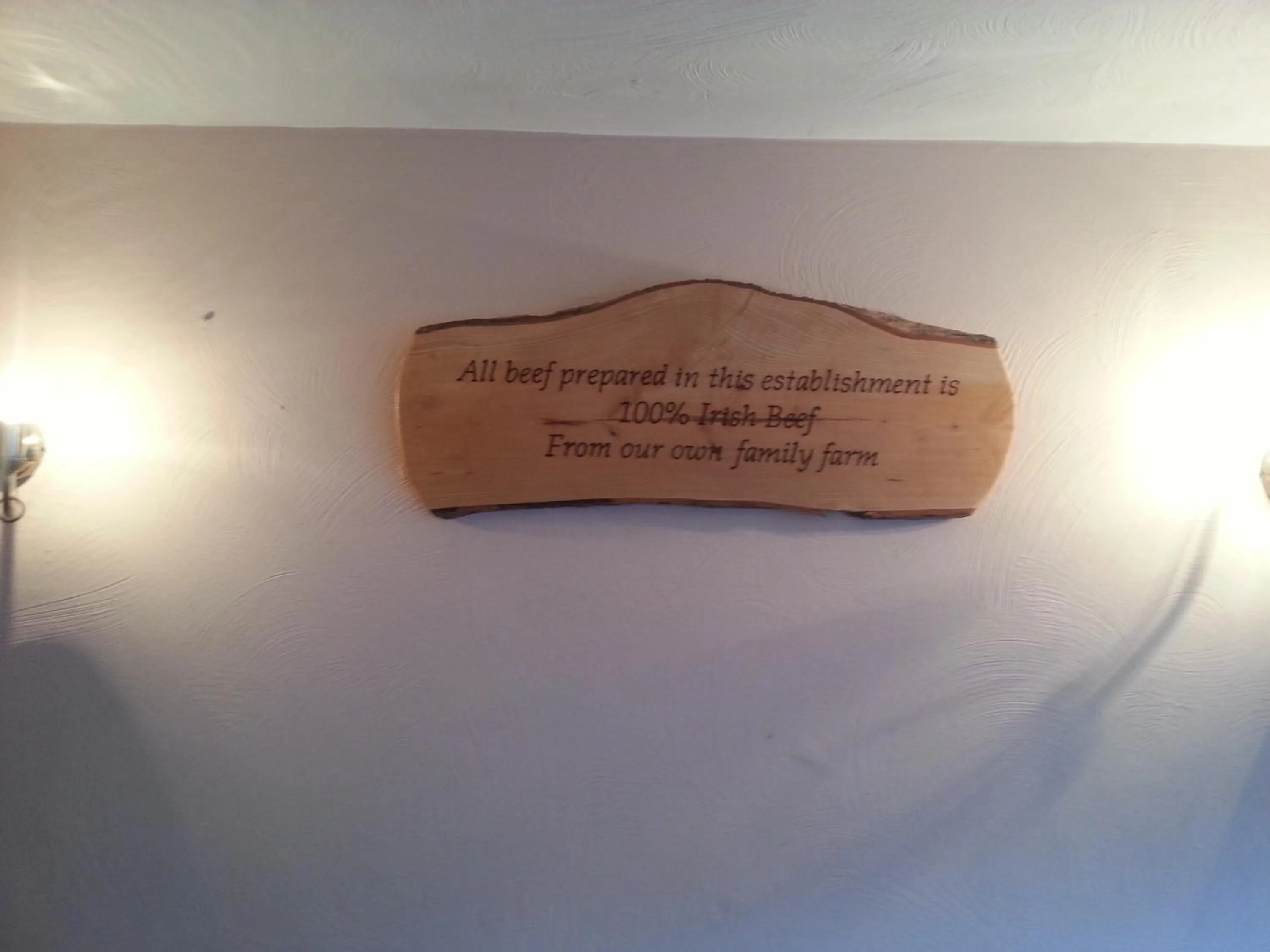 Logo/Certificate/Sign in Murphys Hotel