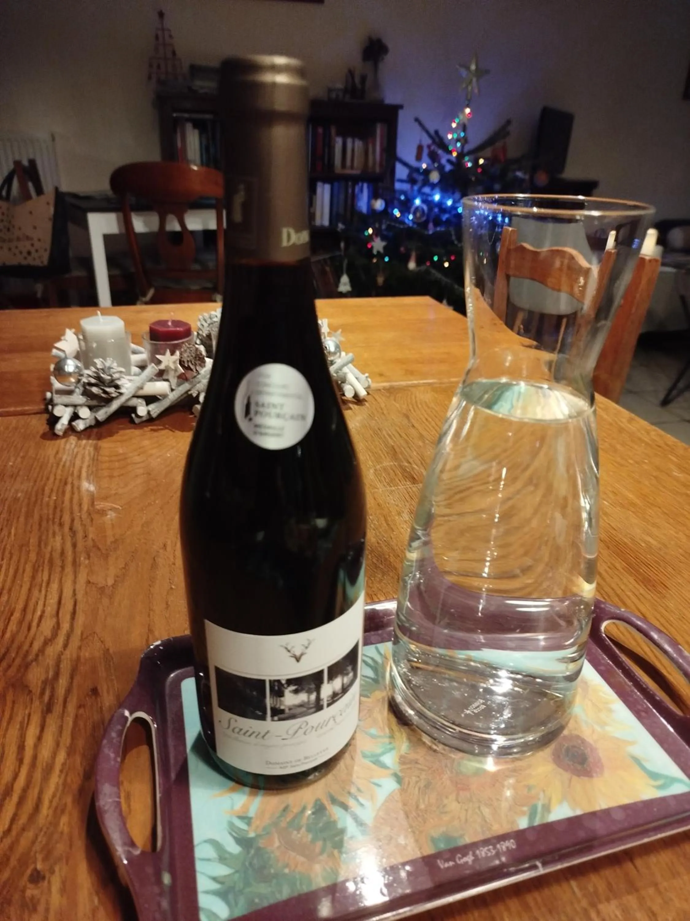 Restaurant/places to eat in Château Besson