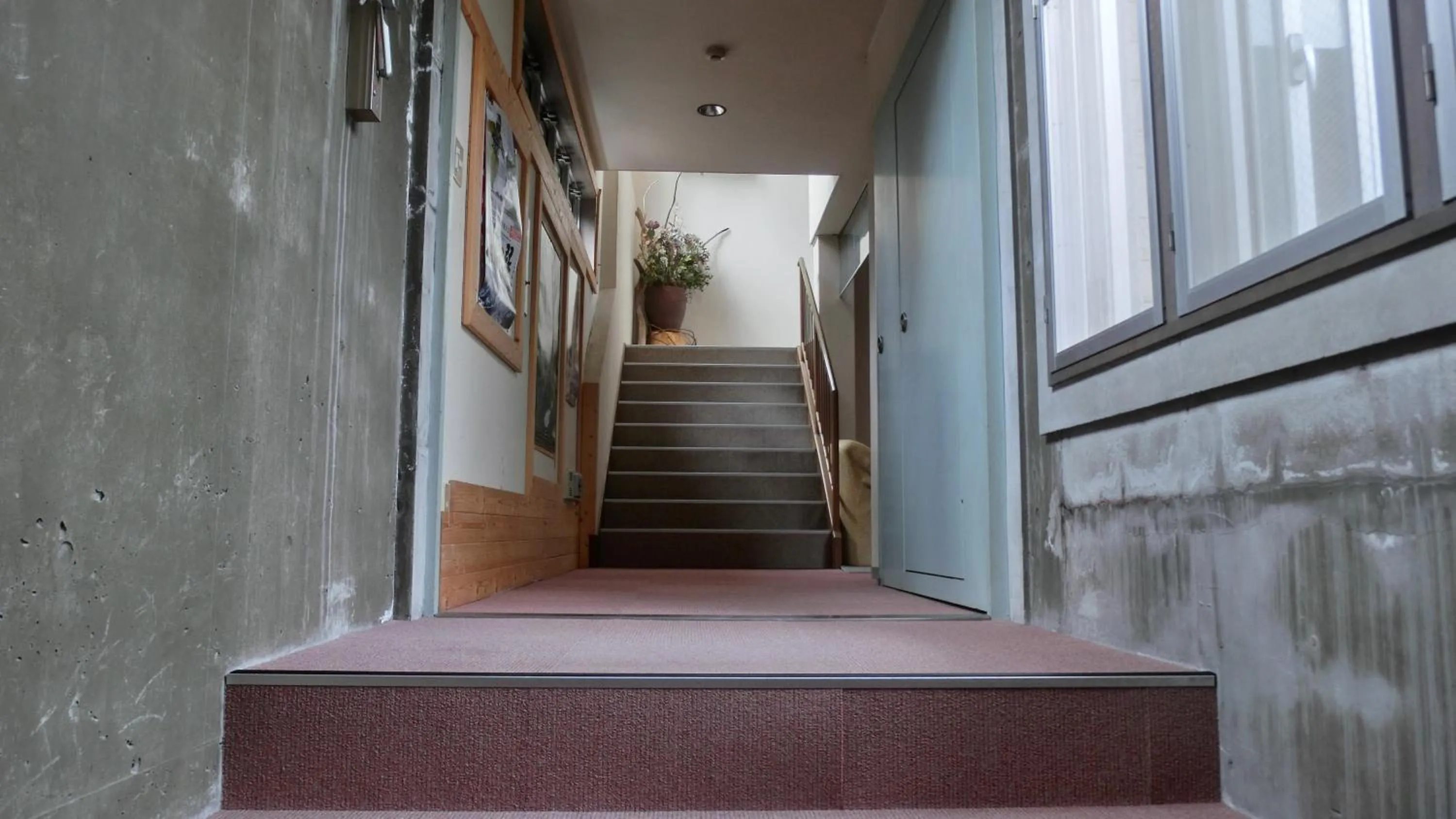 Decorative detail in Oomukou Ryokan