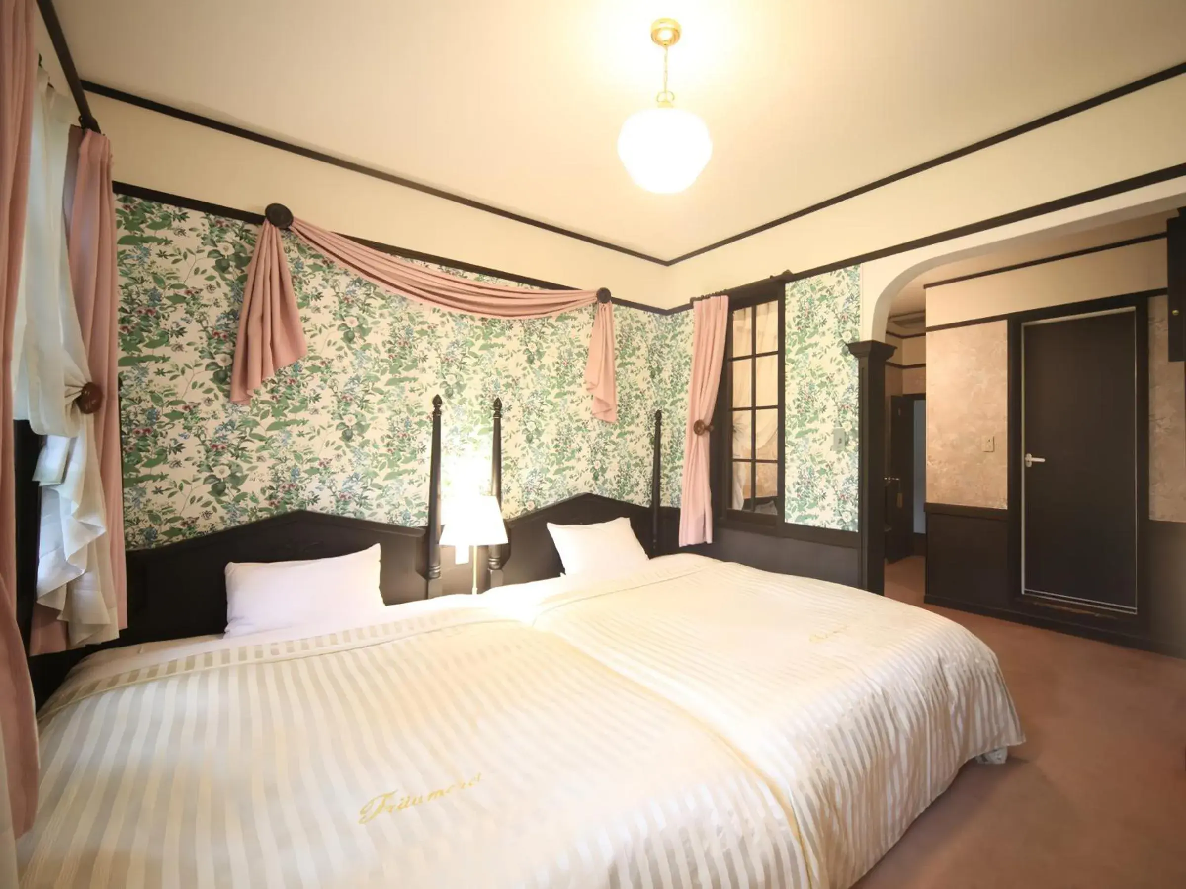 Standard Room - Non-Smoking in Restaurant & Hotel Traumerei Standard Room - Non-Smoking in Restaurant & Hotel Traumerei