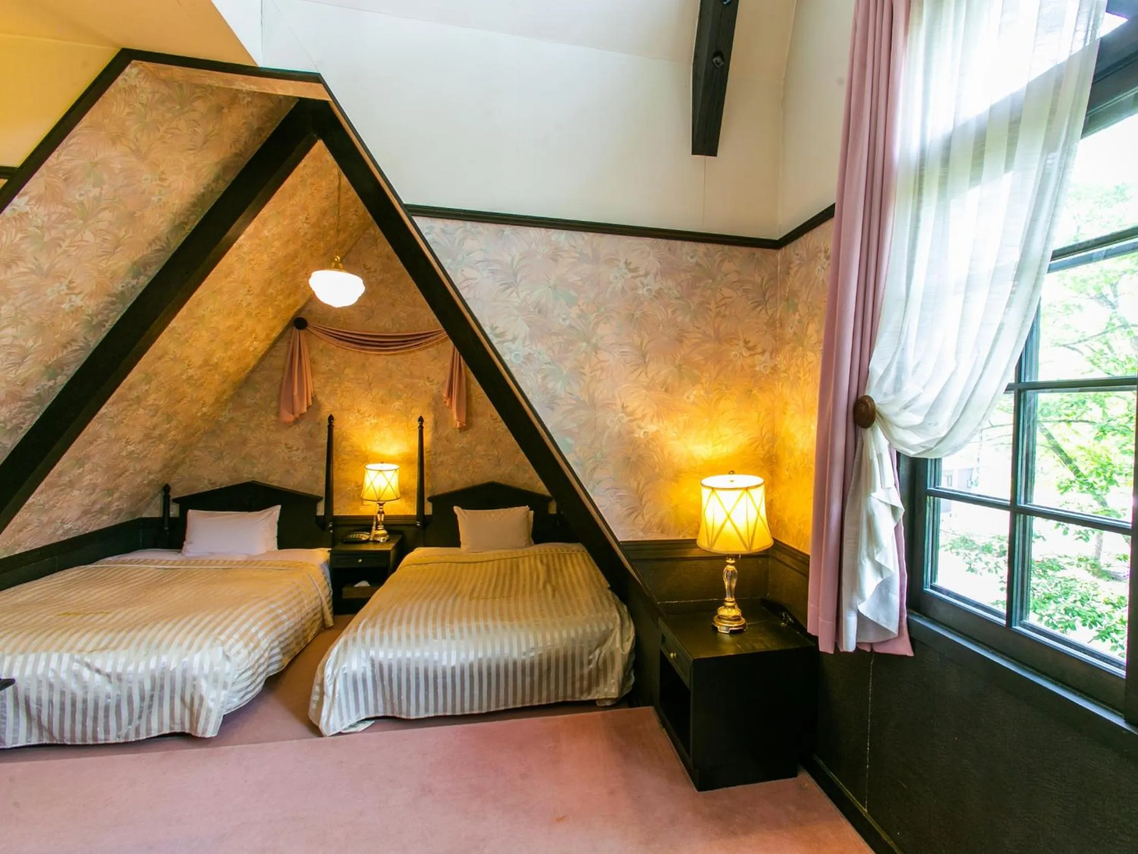 Bed in Restaurant & Hotel Traumerei