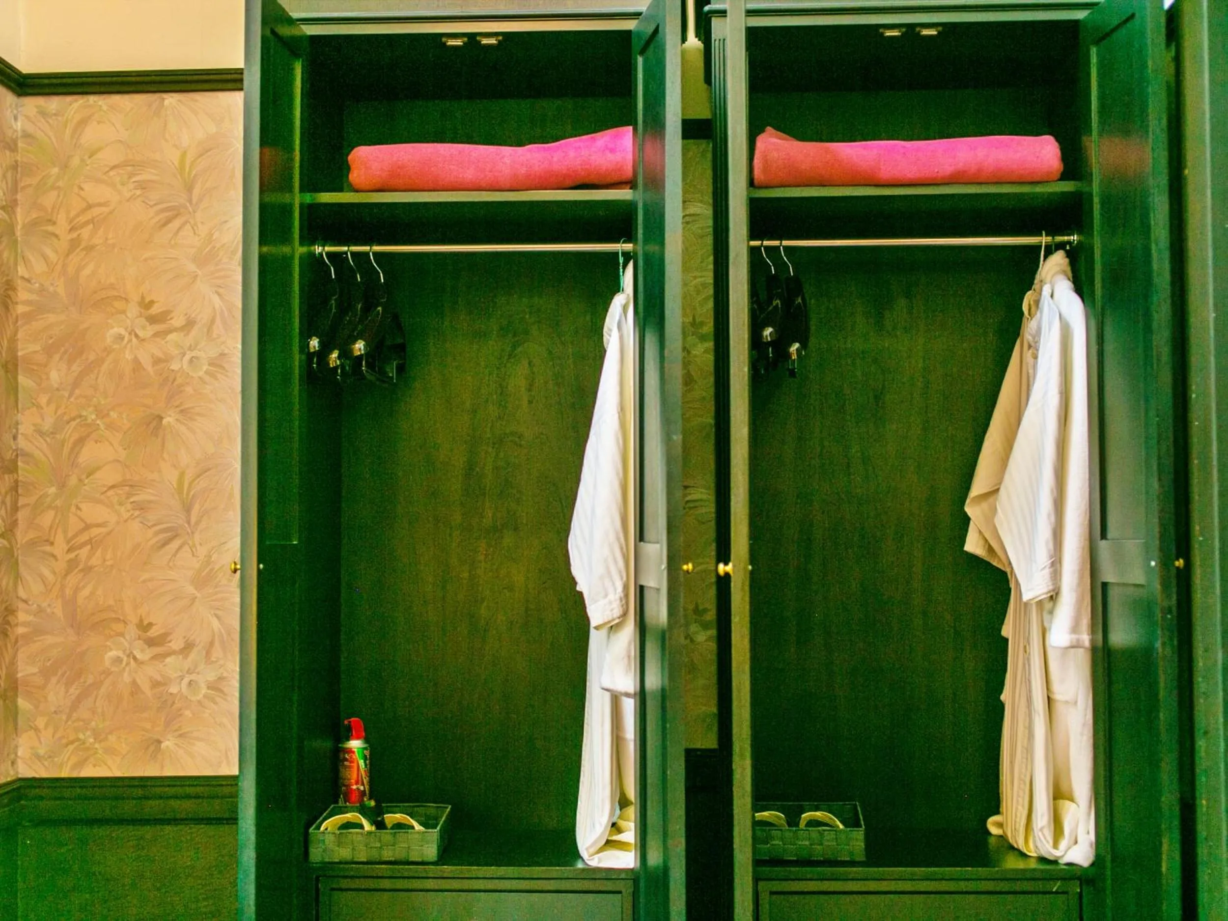 wardrobe in Restaurant & Hotel Traumerei