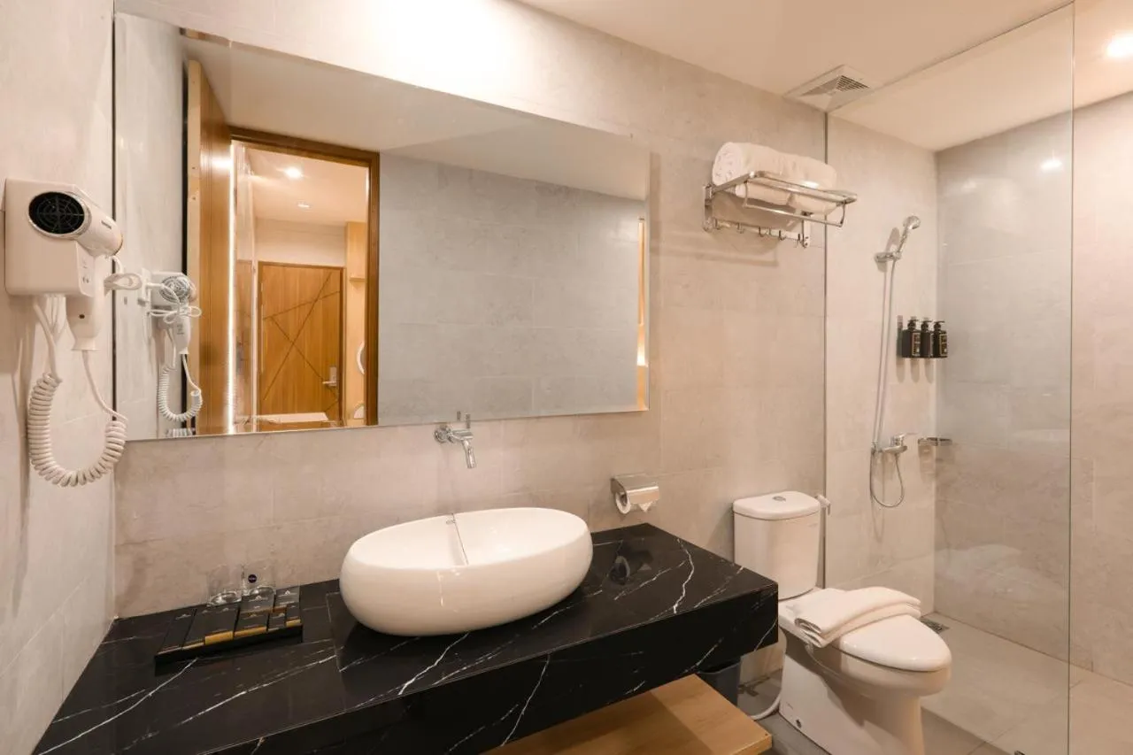 Shower in Azana Style Hotel Tulungagung