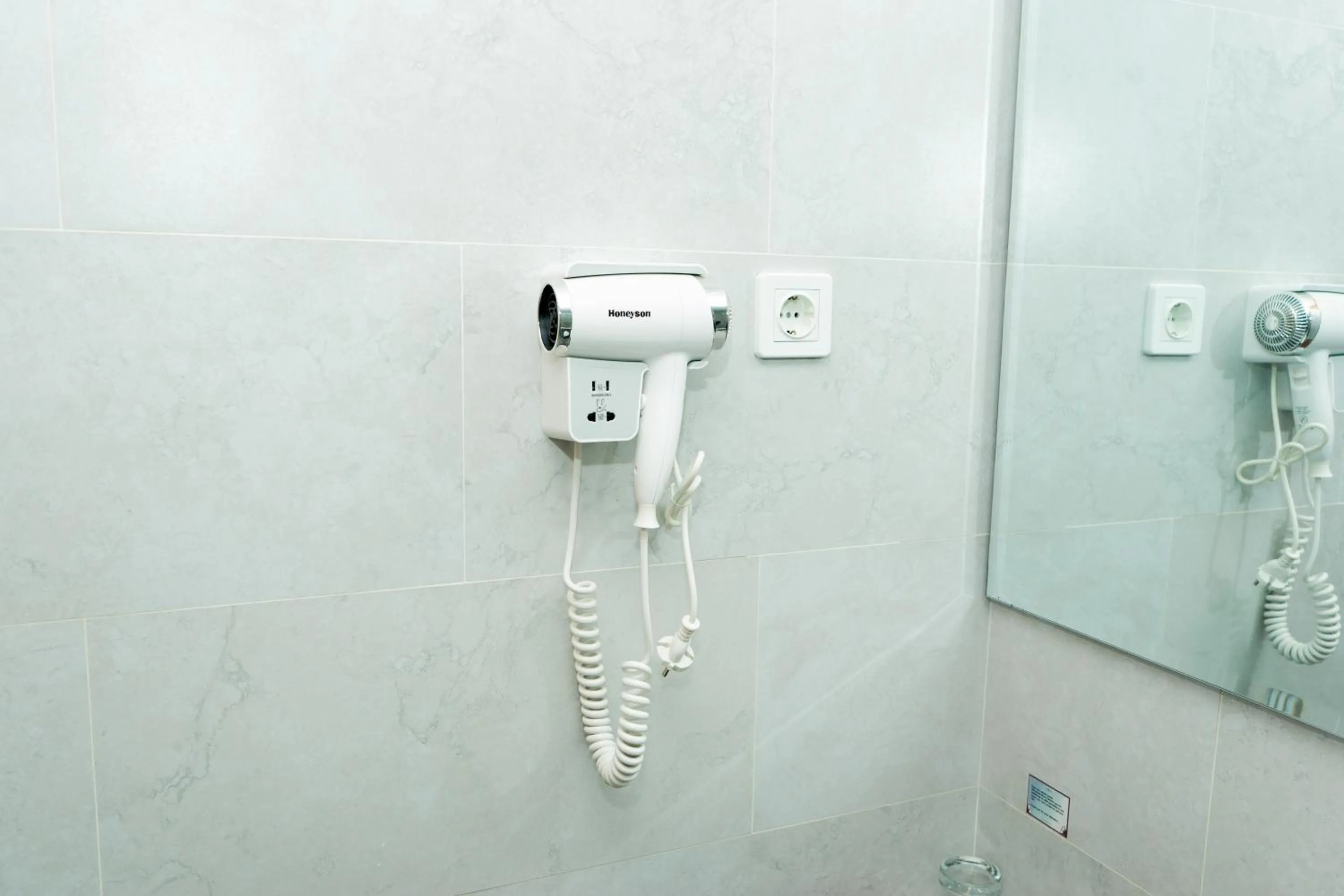 Bathroom in Azana Style Hotel Tulungagung