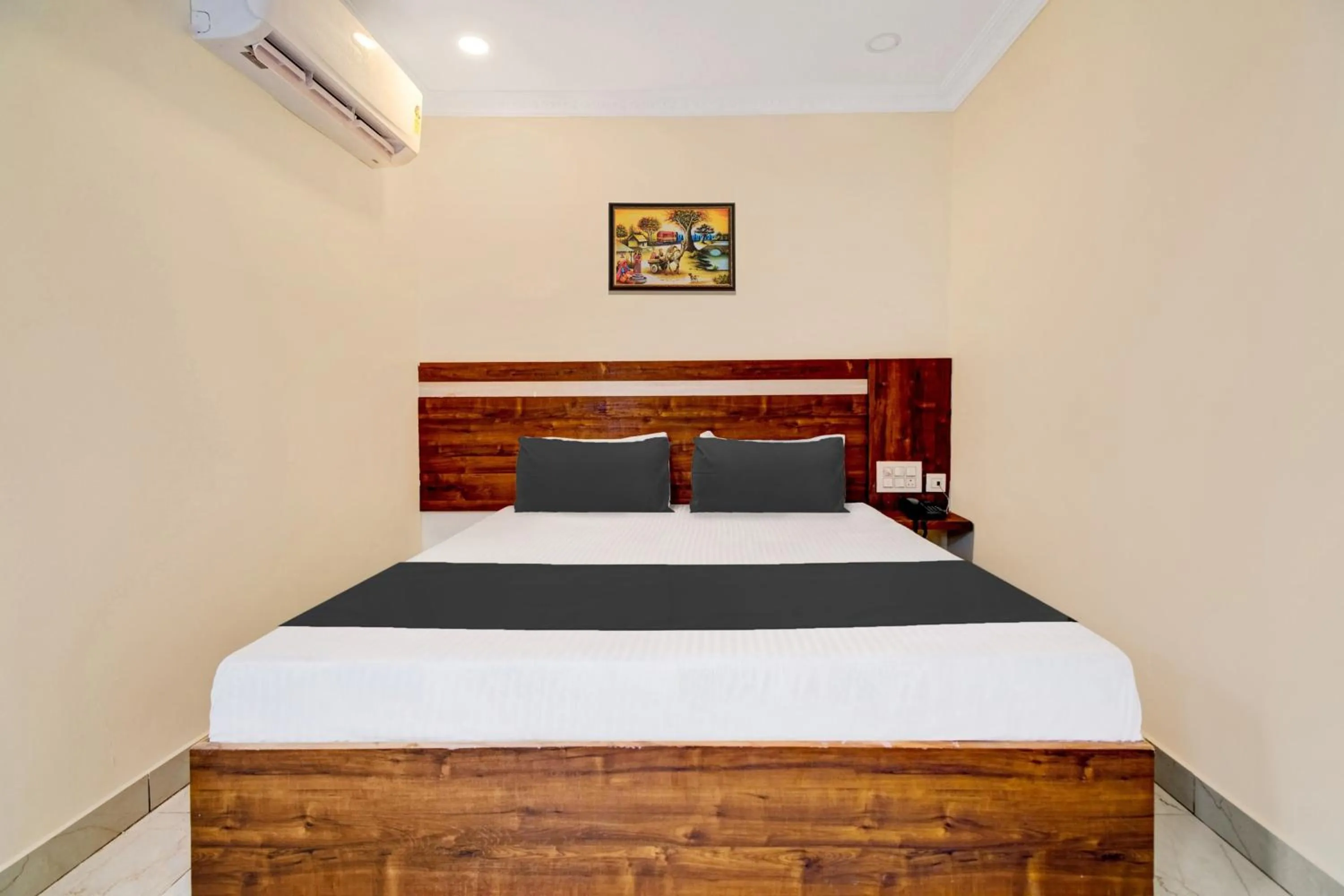 Bedroom in Hotel O Leela Elite