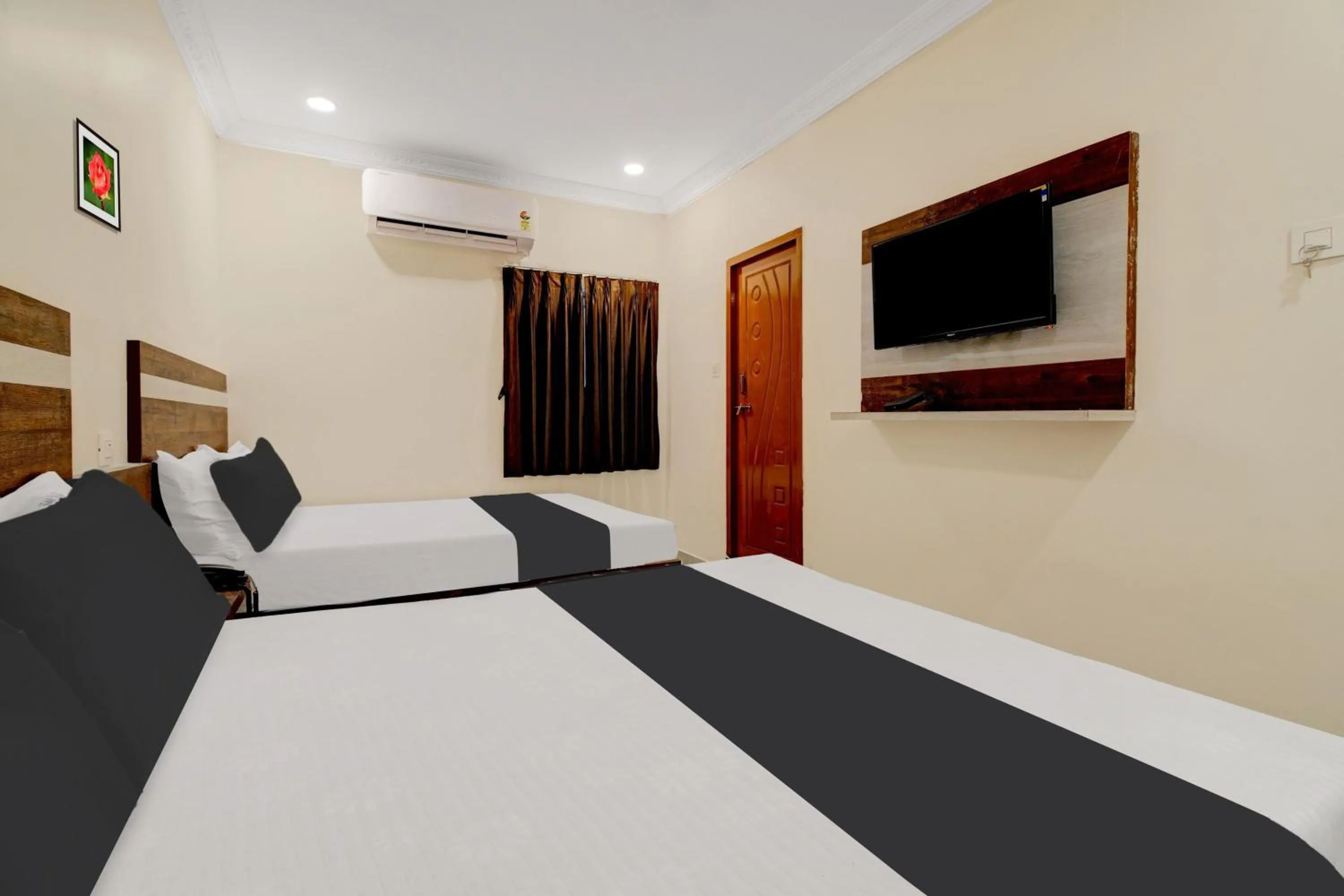 Bedroom in Hotel O Leela Elite