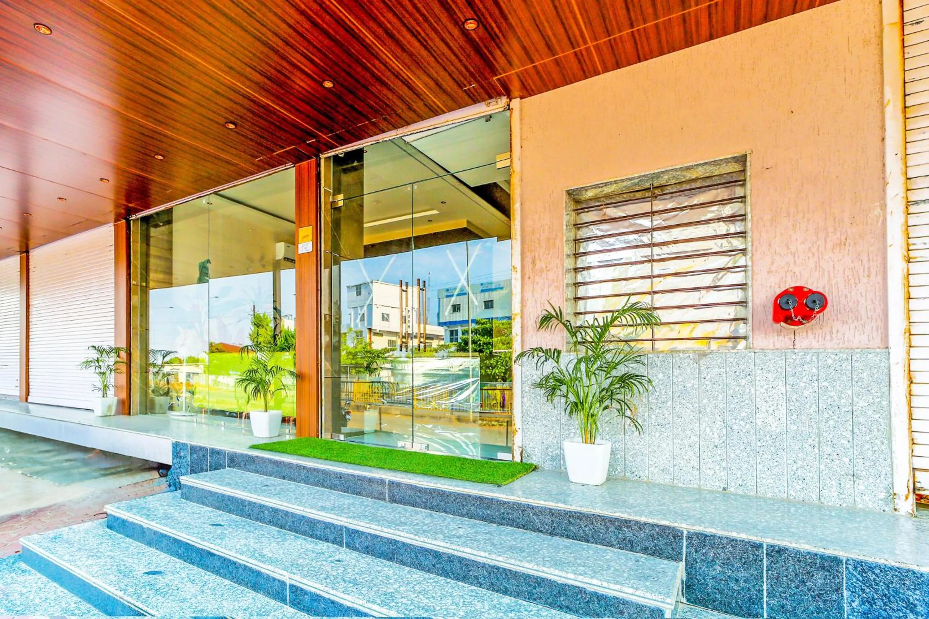 Facade/entrance in Hotel O Agrawal Inn