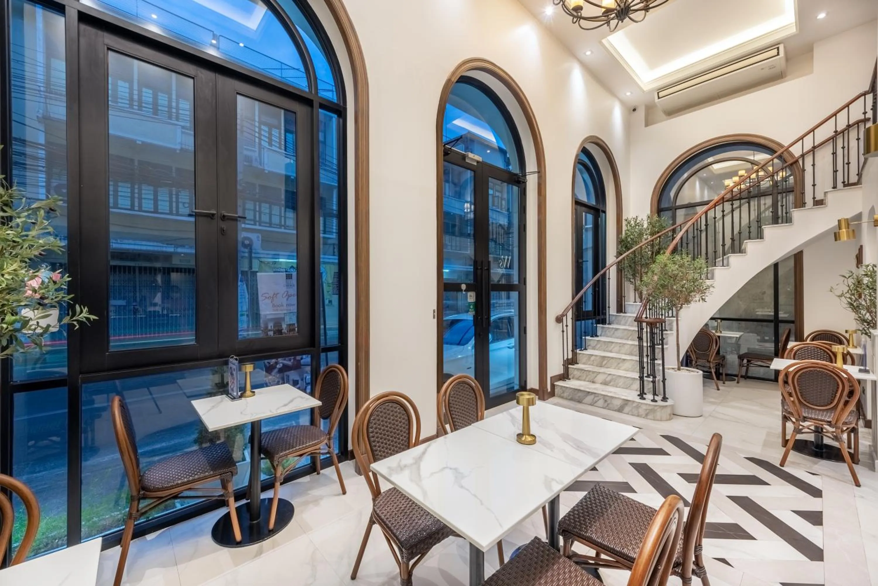 Cherie Bangkok Boutique Hotel