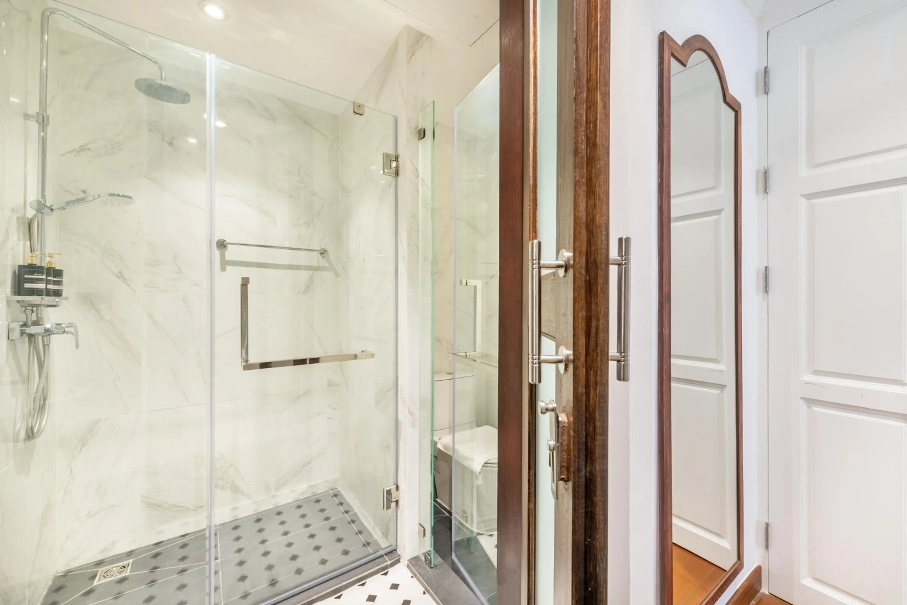 Cherie Bangkok Boutique Hotel