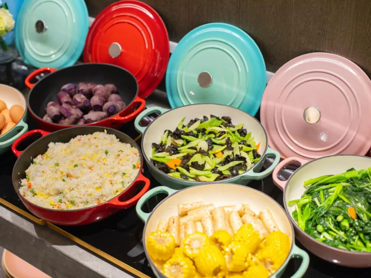 Buffet breakfast in Crystal Orange Hotel - Shanghai The Bund Jinling East Road