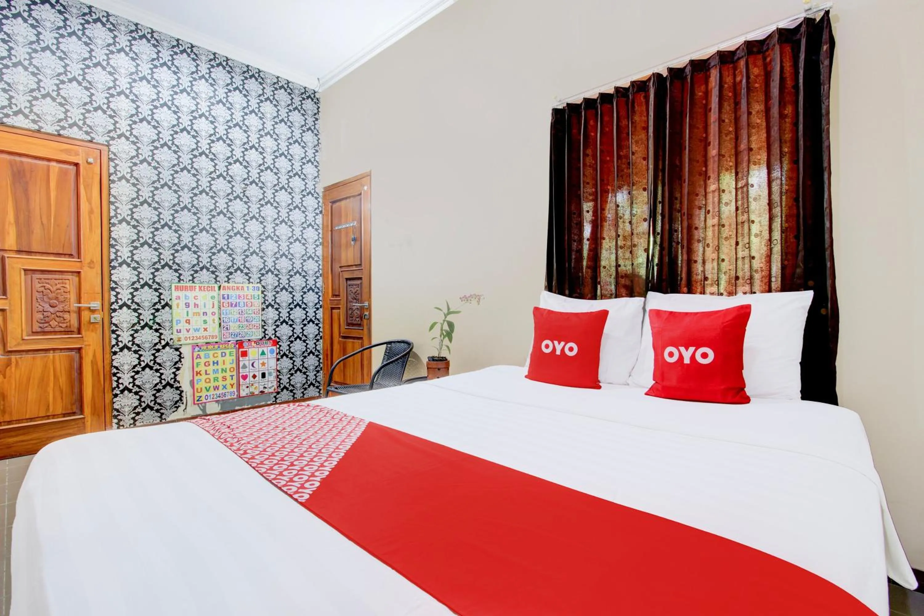 Bedroom, Bed in Hotel O Homestay Koe Syariah
