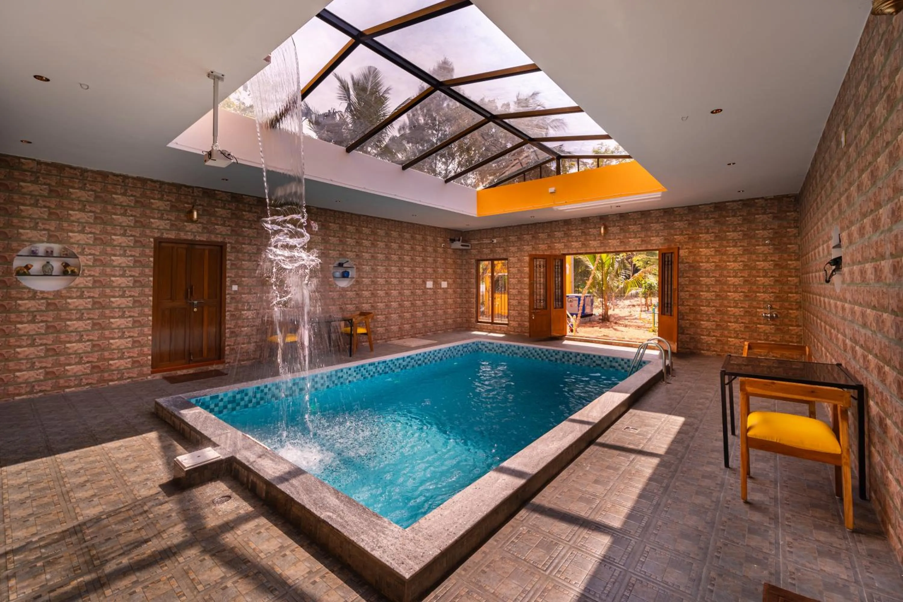 Swimming pool in Teak Leaf Gateway Villa with Swimming Pool Indoor Games