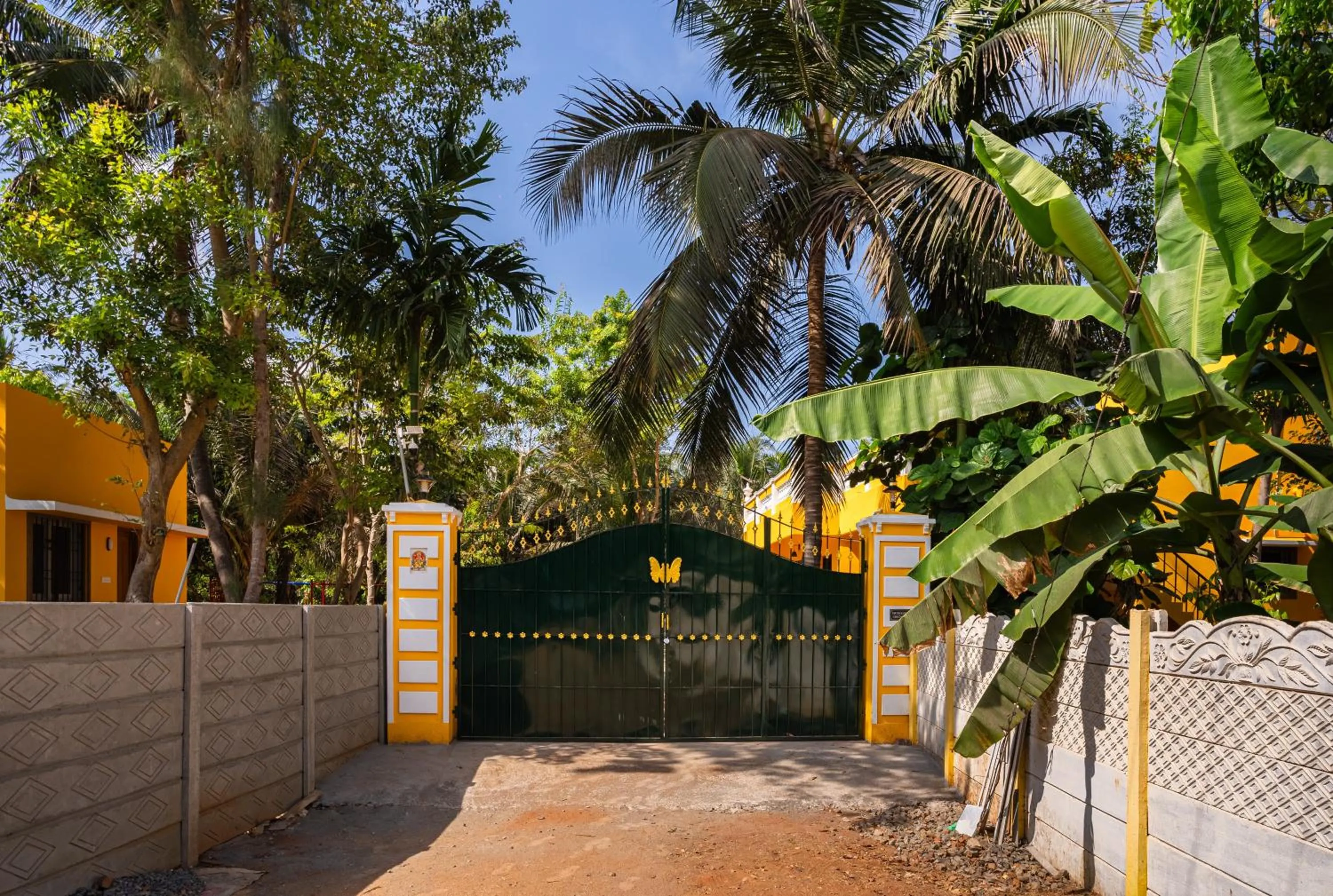 Facade/entrance in Teak Leaf Gateway Villa with Swimming Pool Indoor Games