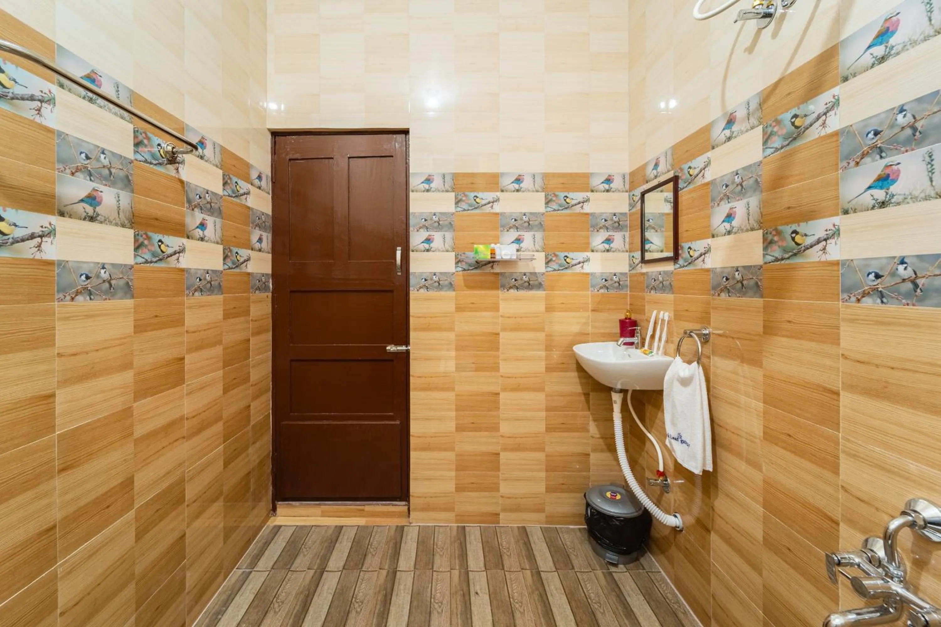 Bathroom in Teak Leaf Gateway Villa with Swimming Pool Indoor Games