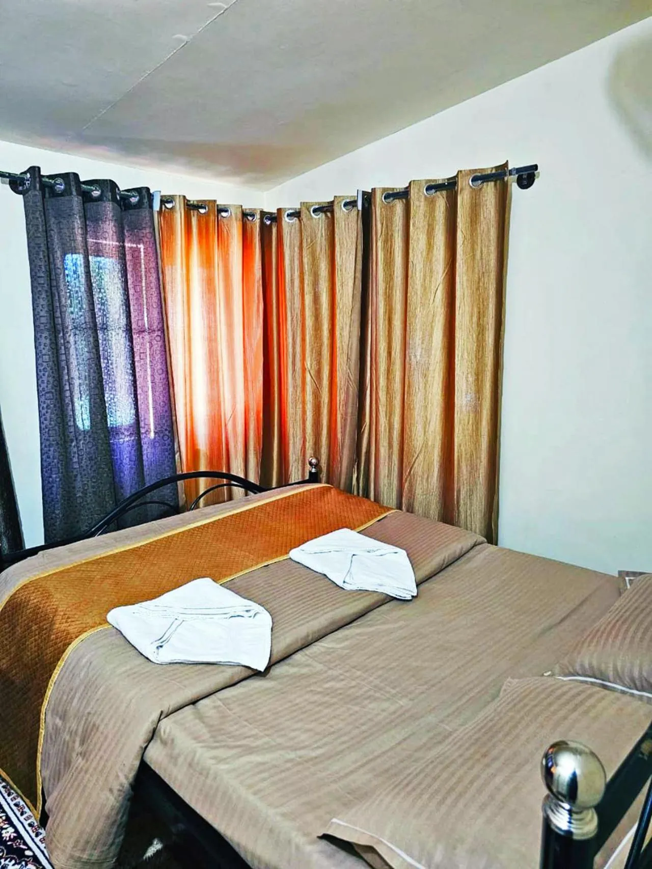 Bedroom, Bed in Enso Luxury Stays