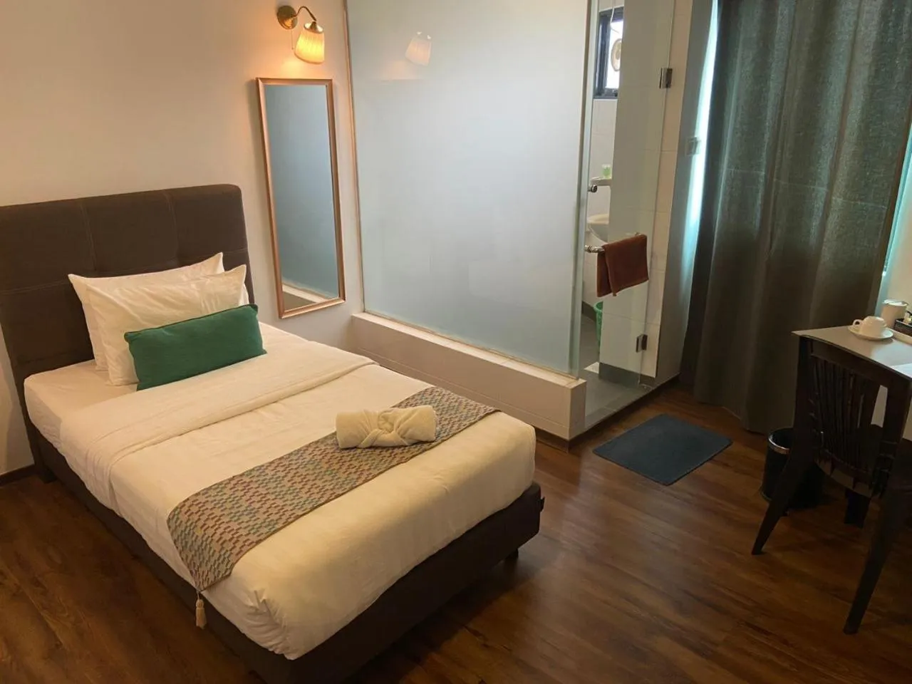 Bed in HOTEL LONGHOUSE