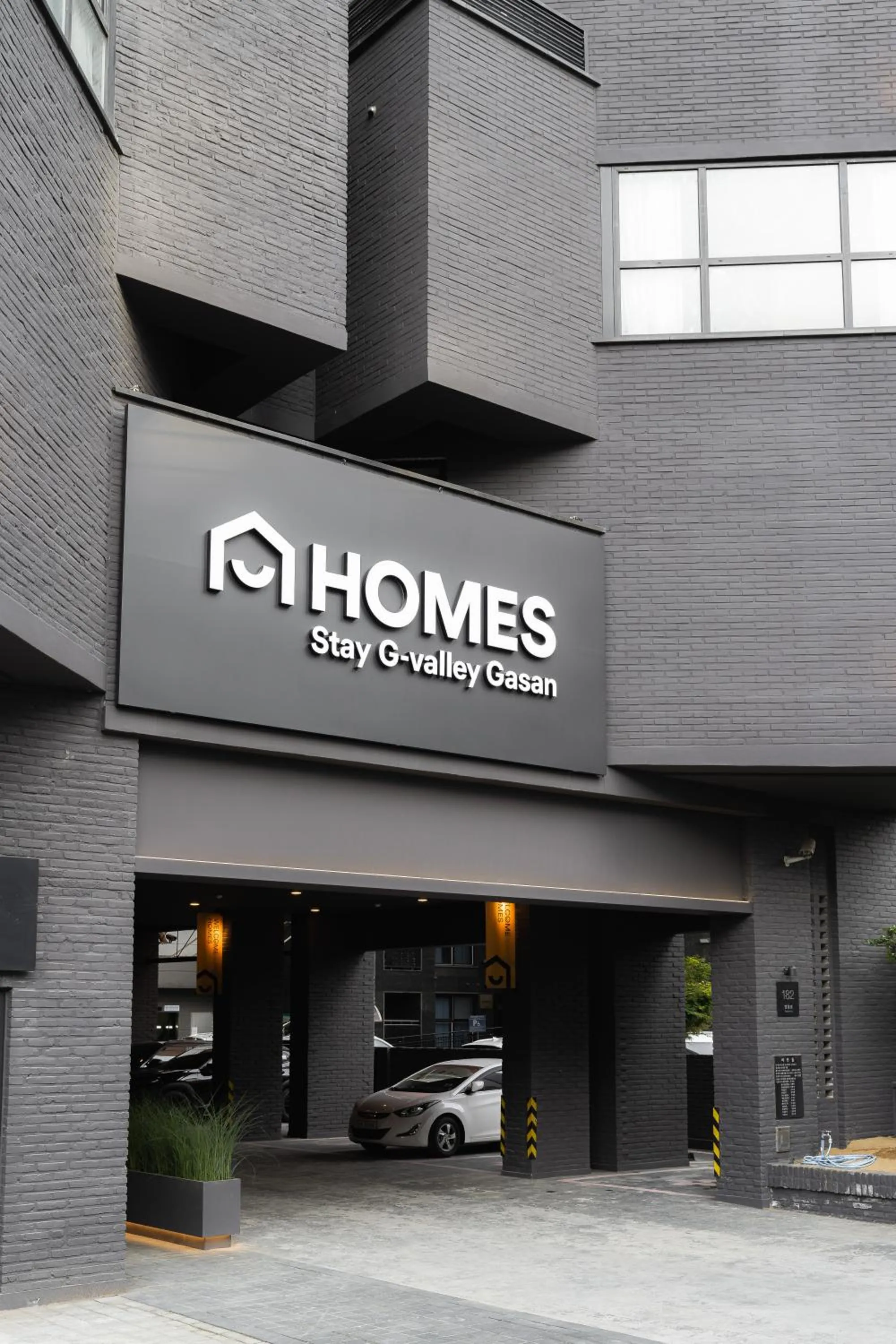 Facade/entrance in Homes Stay G-Valley Gasan