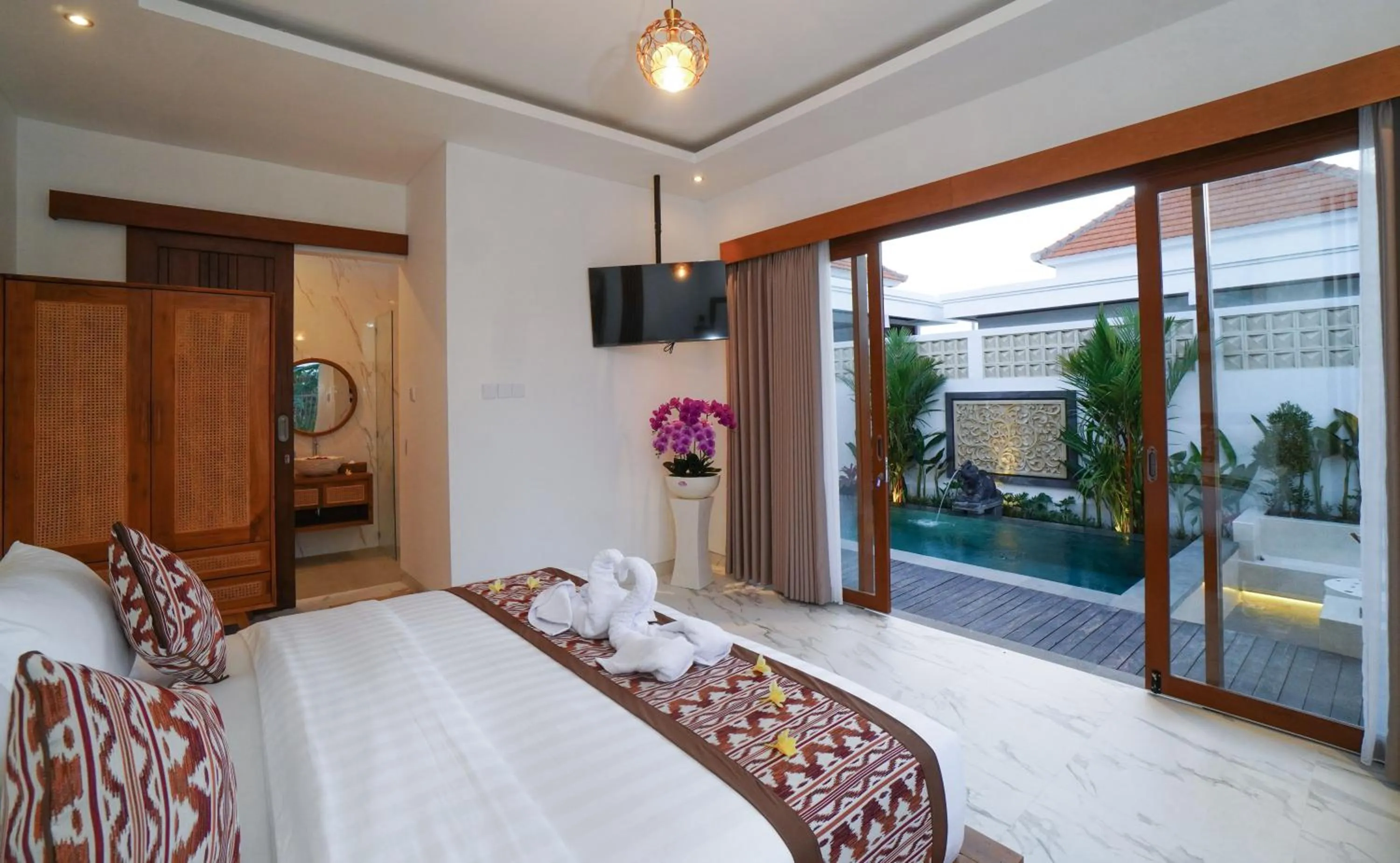 Bedroom, Bed in Vasista Villa Ubud