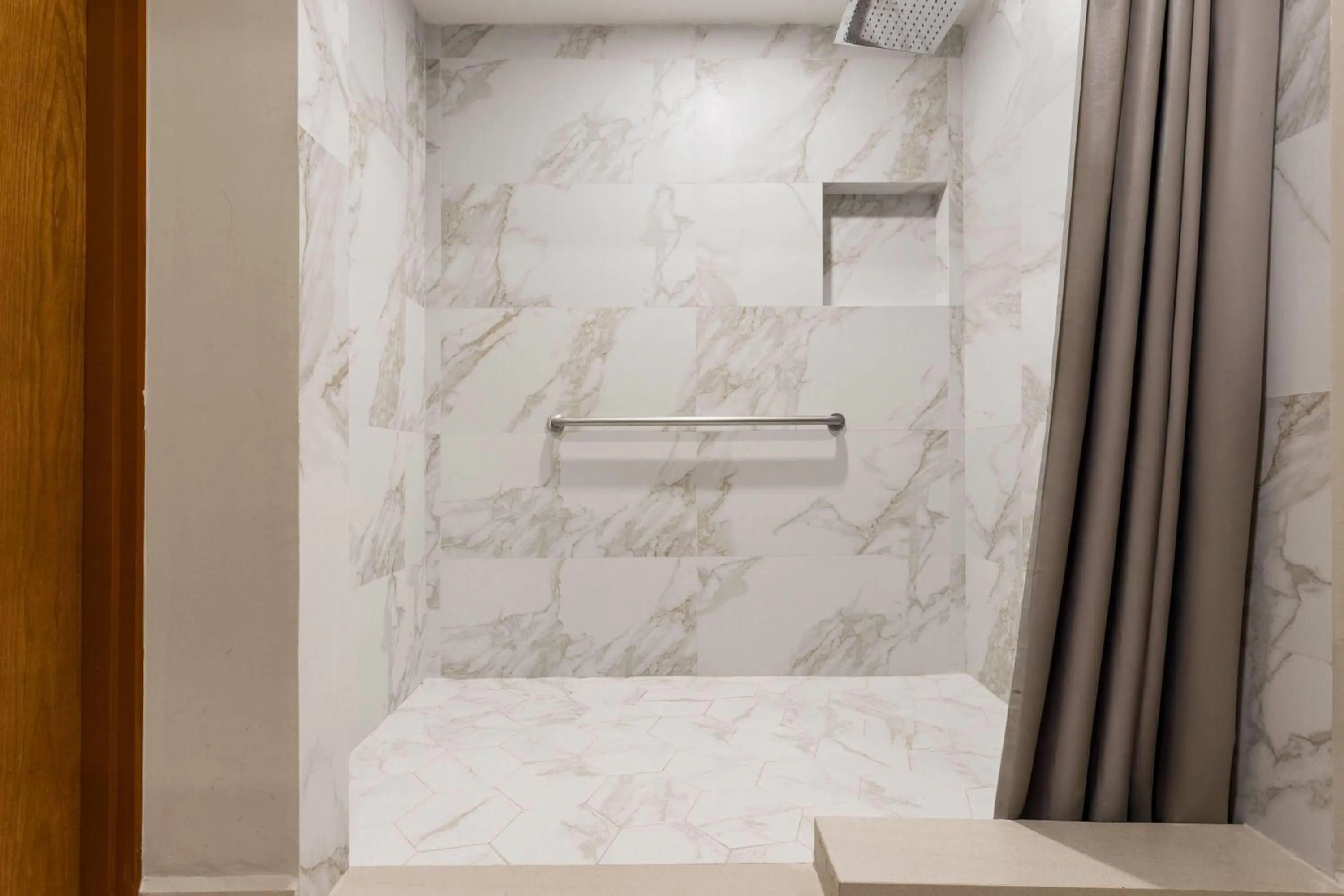 Shower in Wyndham Garden Mazatlan Marina