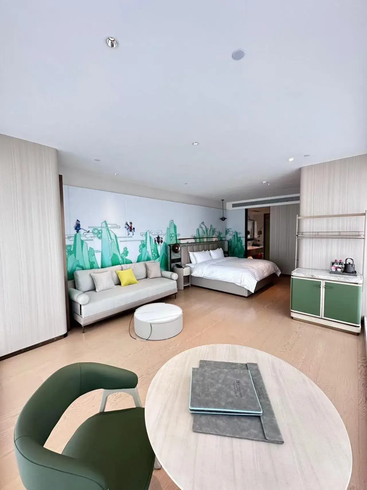 Deluxe Family Room - single occupancy in Wyndham Garden Huai'an New City Deluxe Family Room - single occupancy in Wyndham Garden Huai'an New City