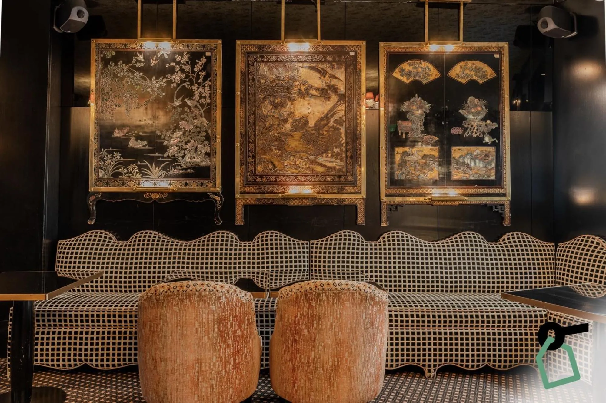 Lobby or reception in Hotiday Room Collection - Paris Arc de Triomphe