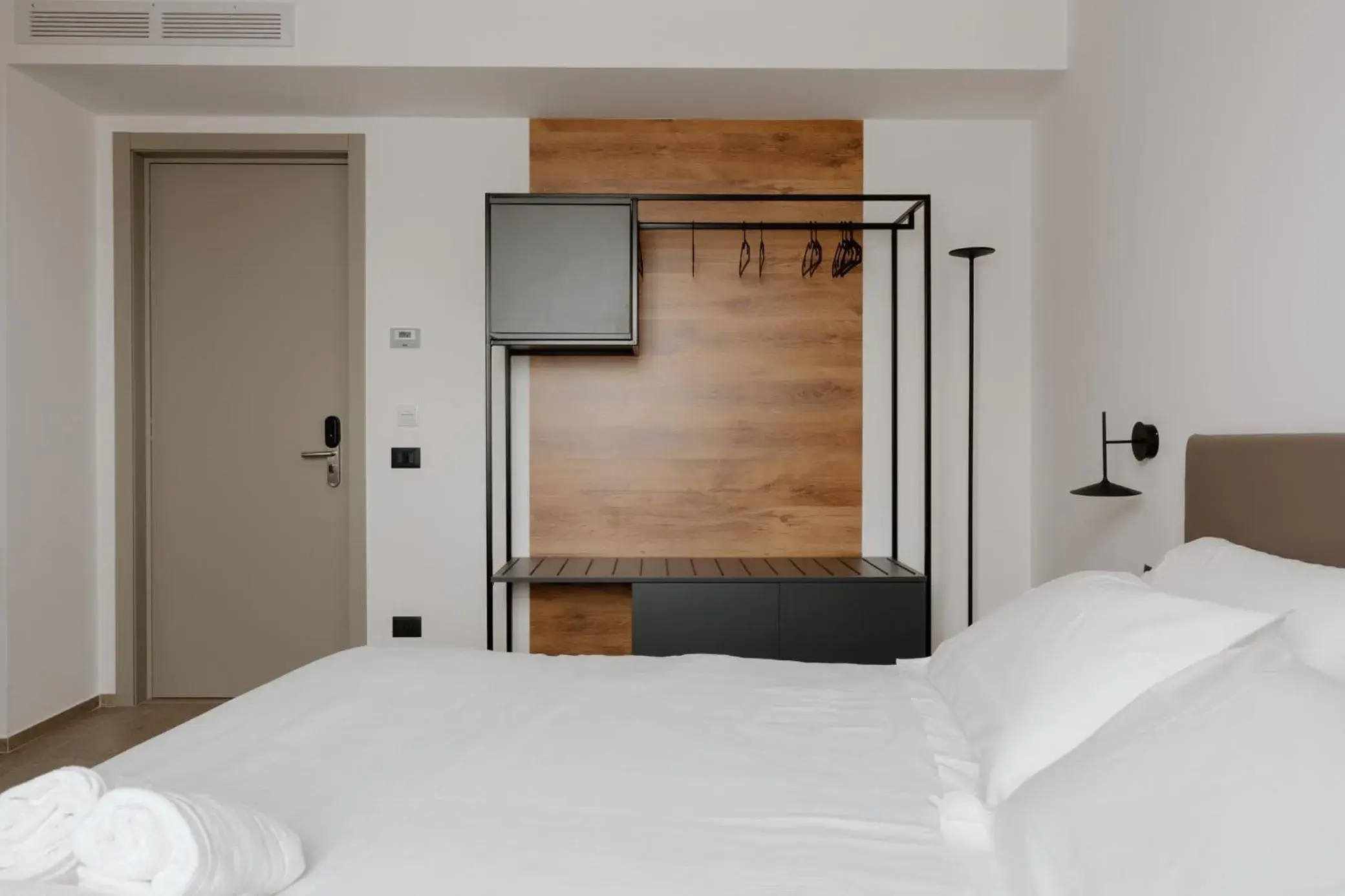 Deluxe Double Room in Belladonna Hotel Deluxe Double Room in Belladonna Hotel