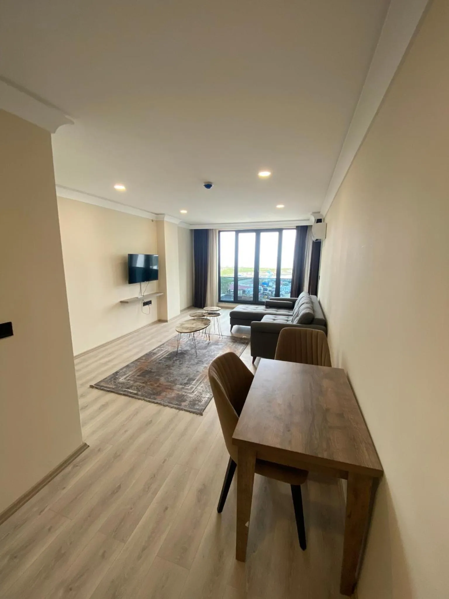 TV and multimedia in Rena Grand Residence & Suit