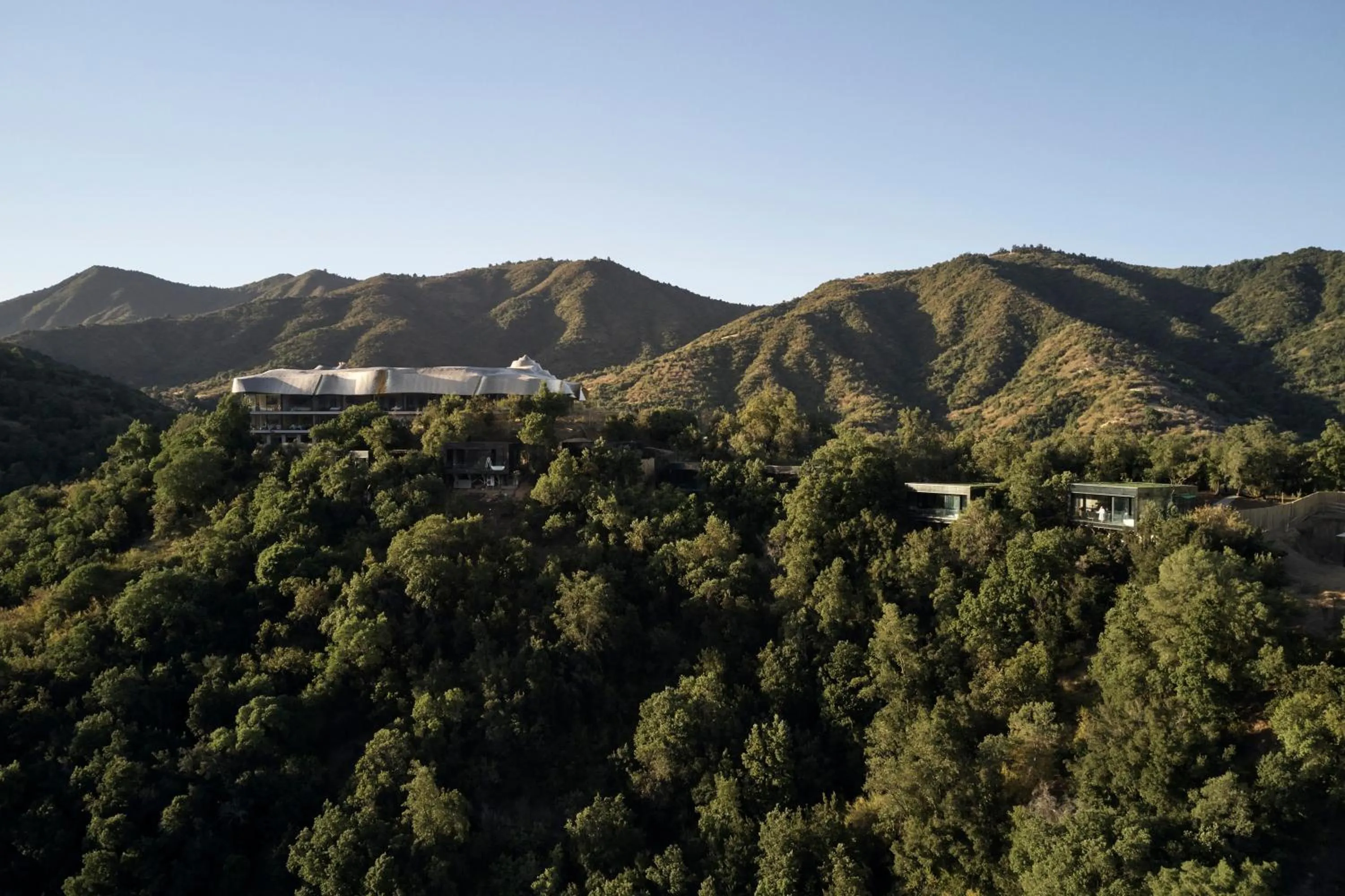 Property building in Vik Chile