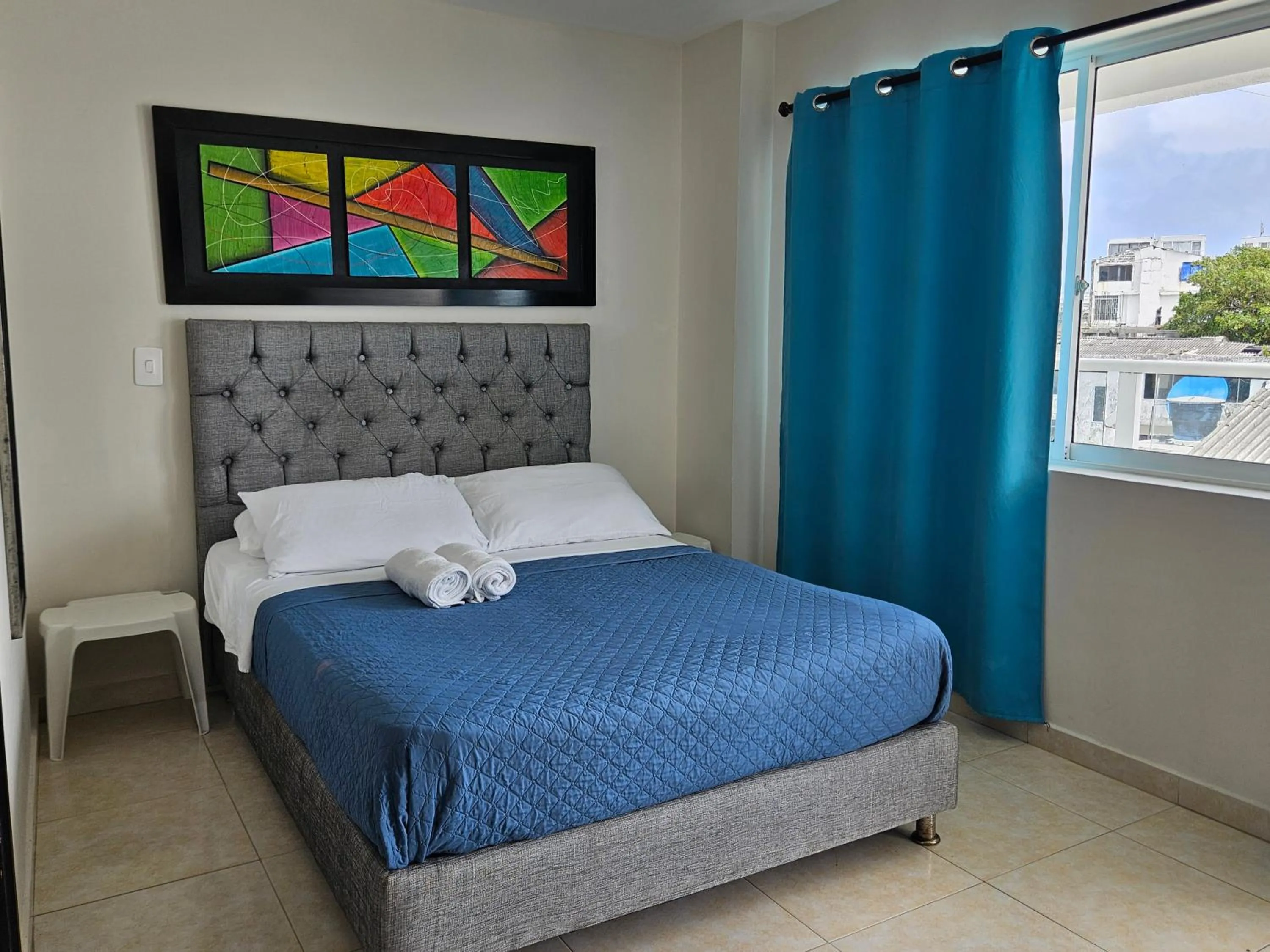 Photo of the whole room, Bed in Caribbean Island Hotel Piso 2